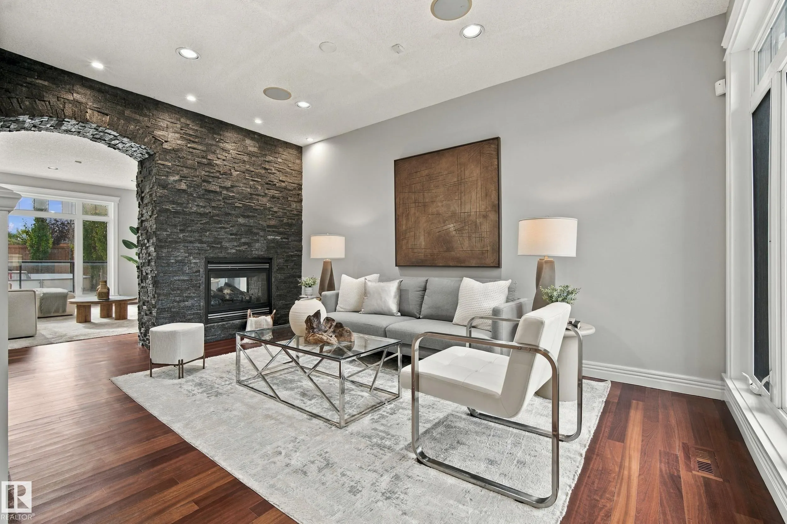 93 NOTTINGHAM POINT