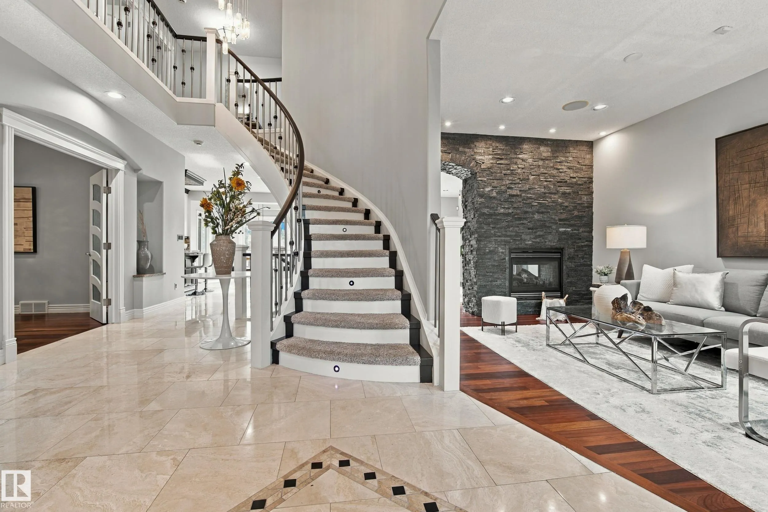 93 NOTTINGHAM POINT