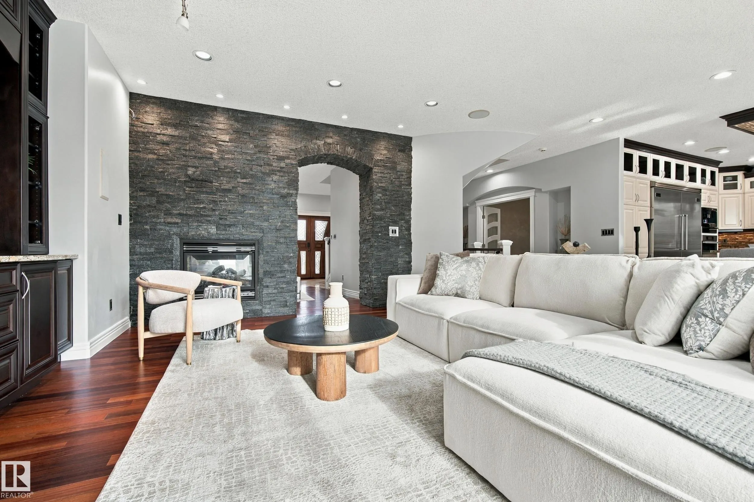 93 NOTTINGHAM POINT