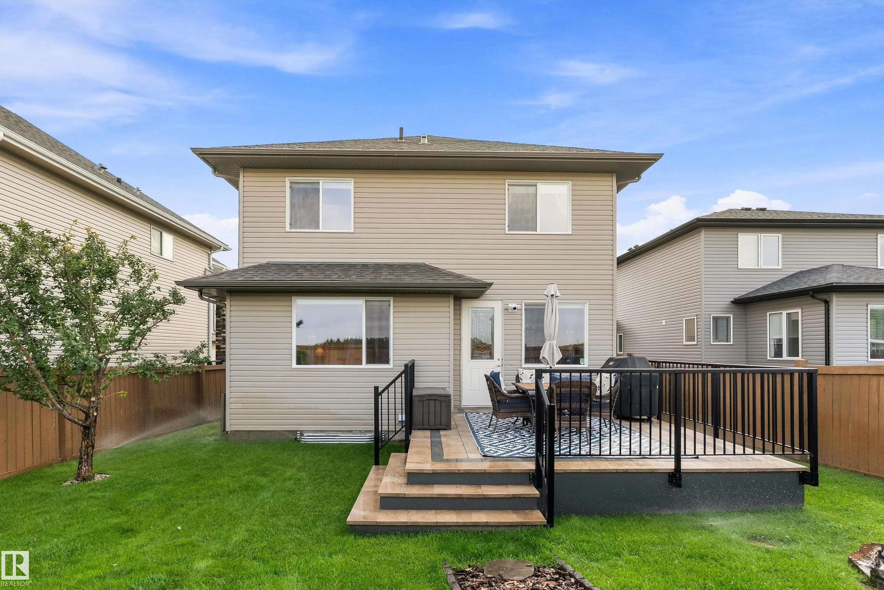 87 LAMPLIGHT Drive