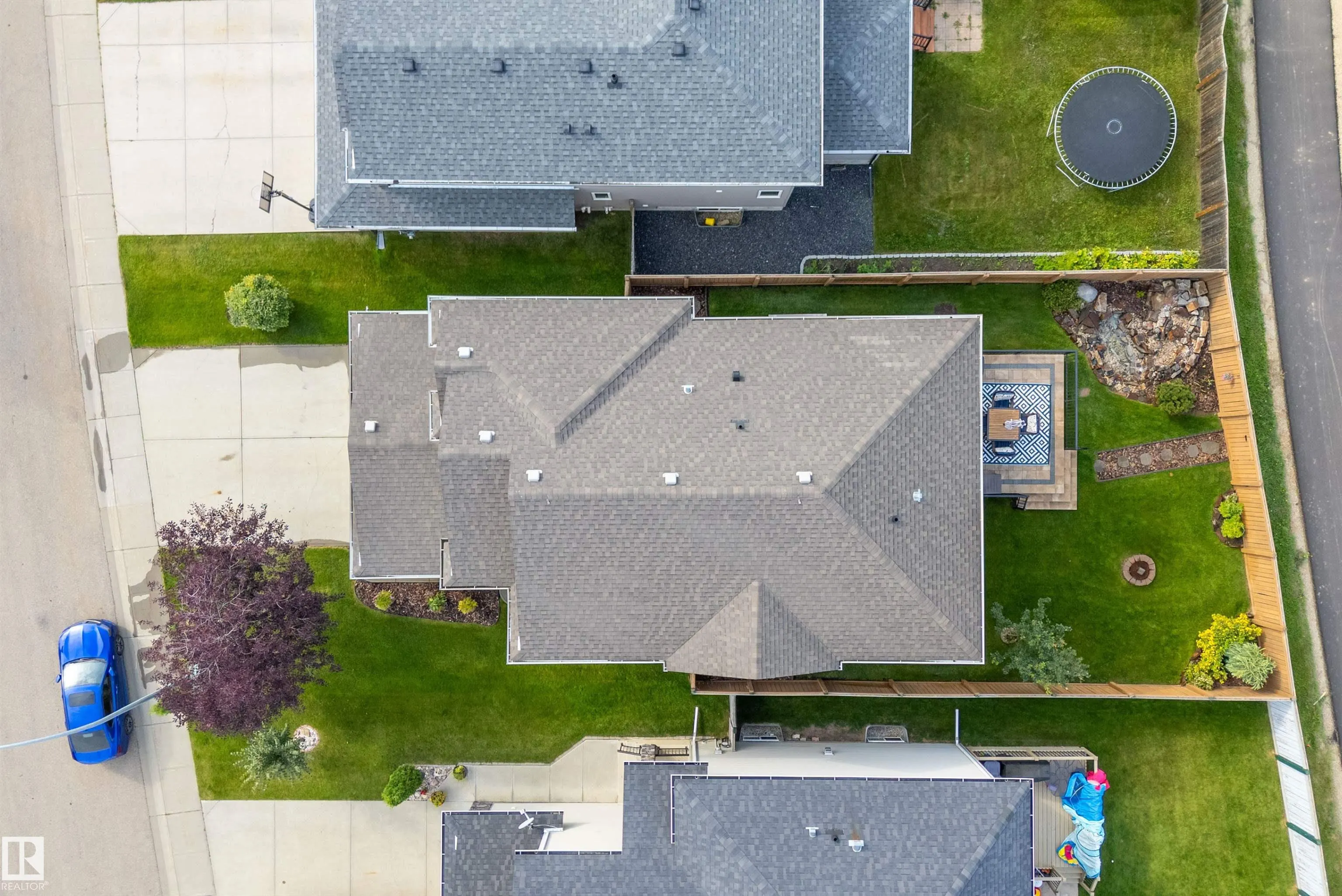 87 LAMPLIGHT Drive