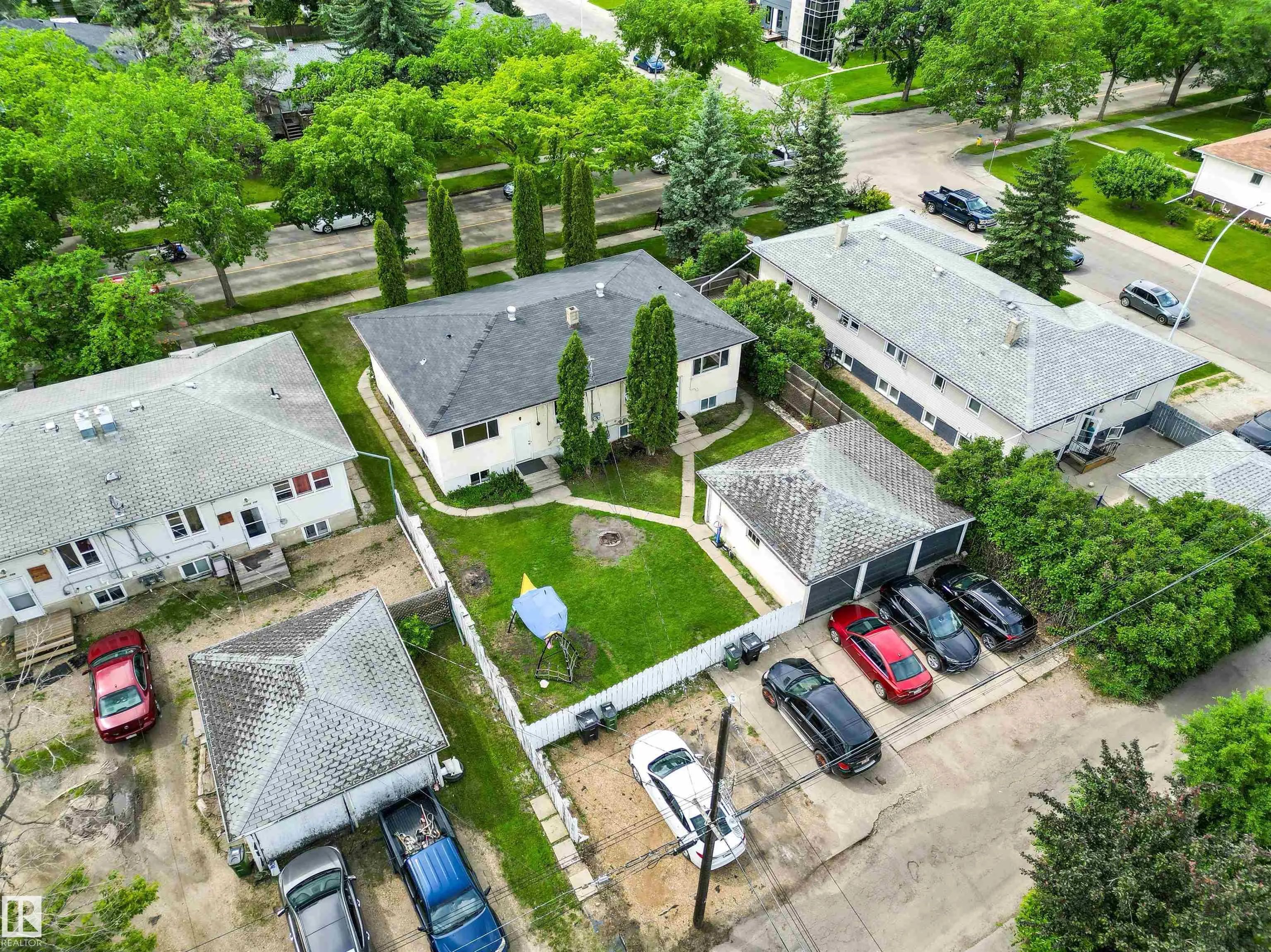 11115 11117 116 Street