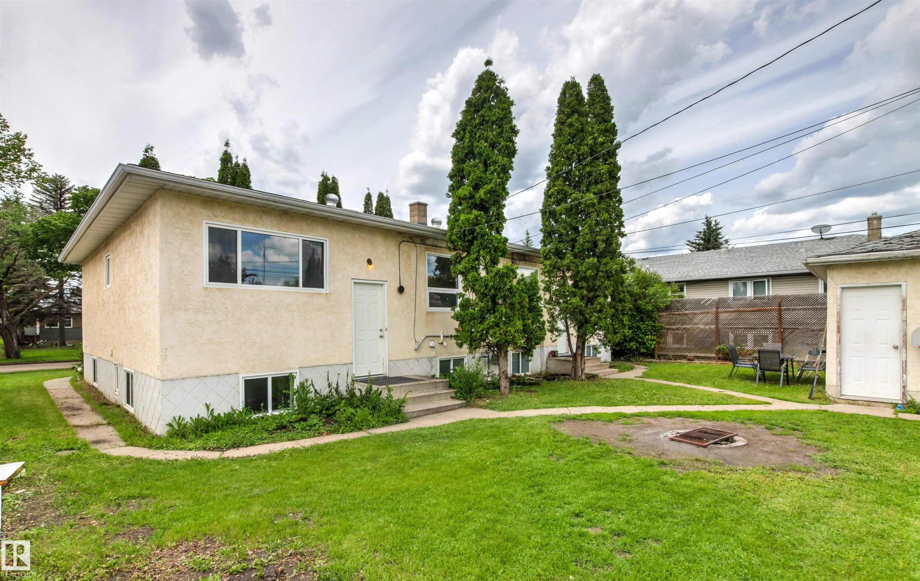 11115 11117 116 Street