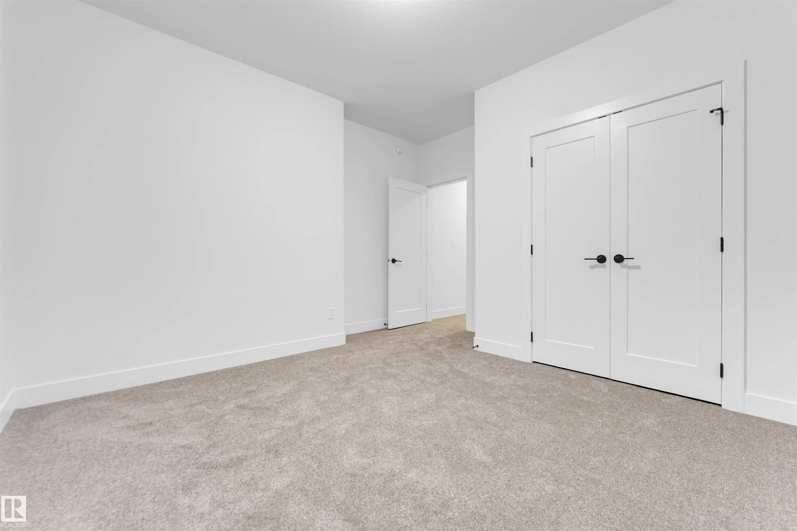 6645 Crawford Landing