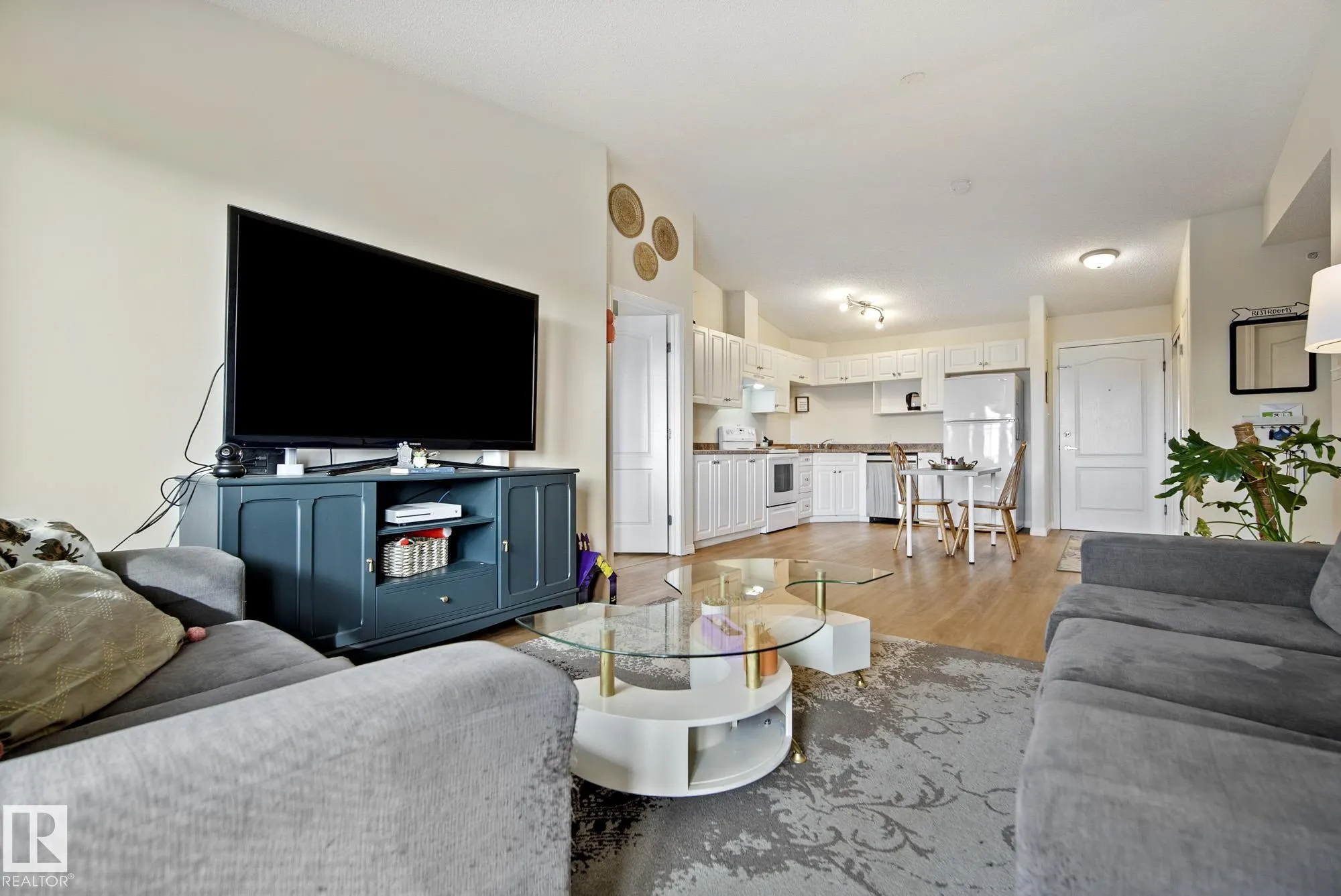 111 EDWARDS Drive