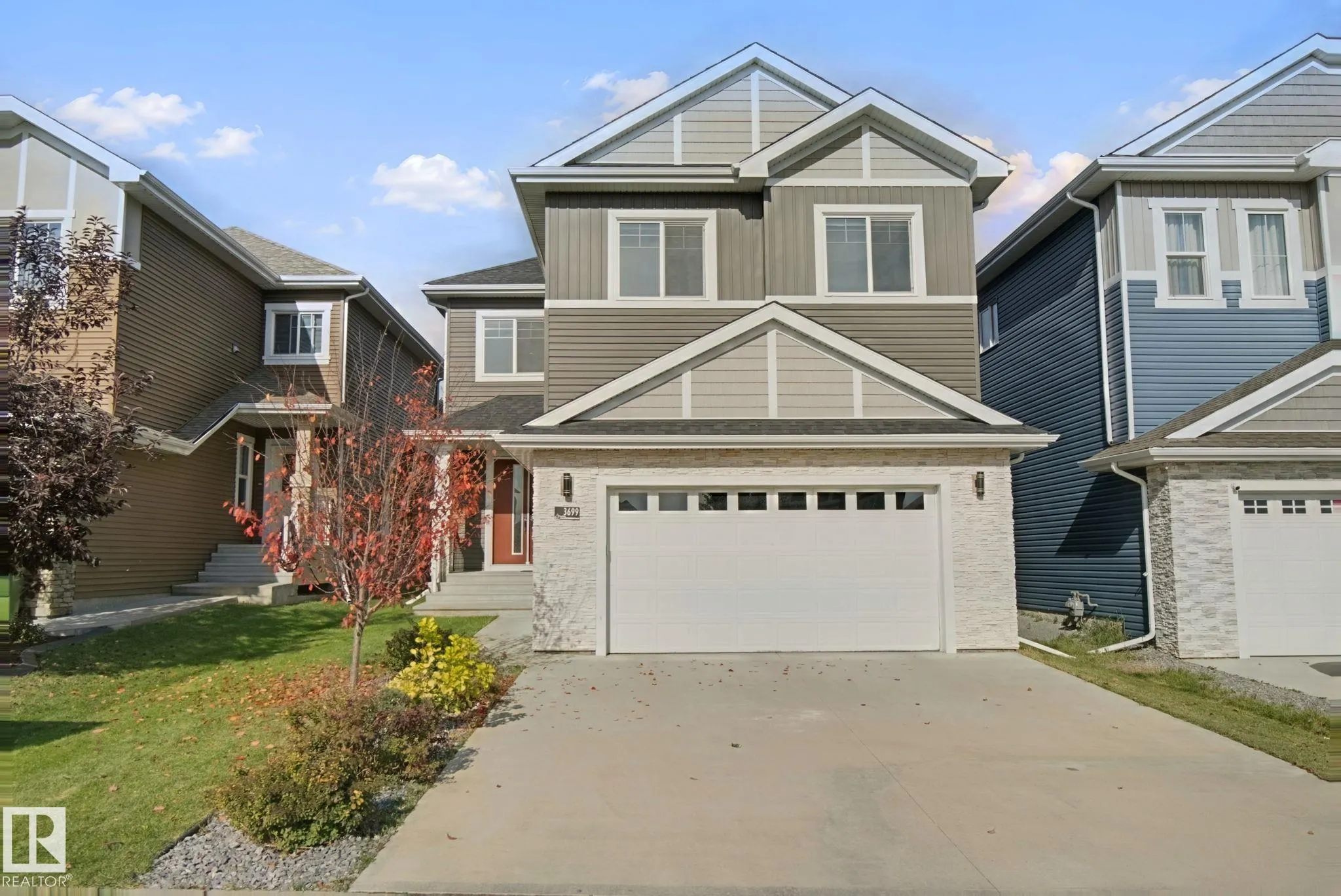 3699 HUMMINGBIRD Way