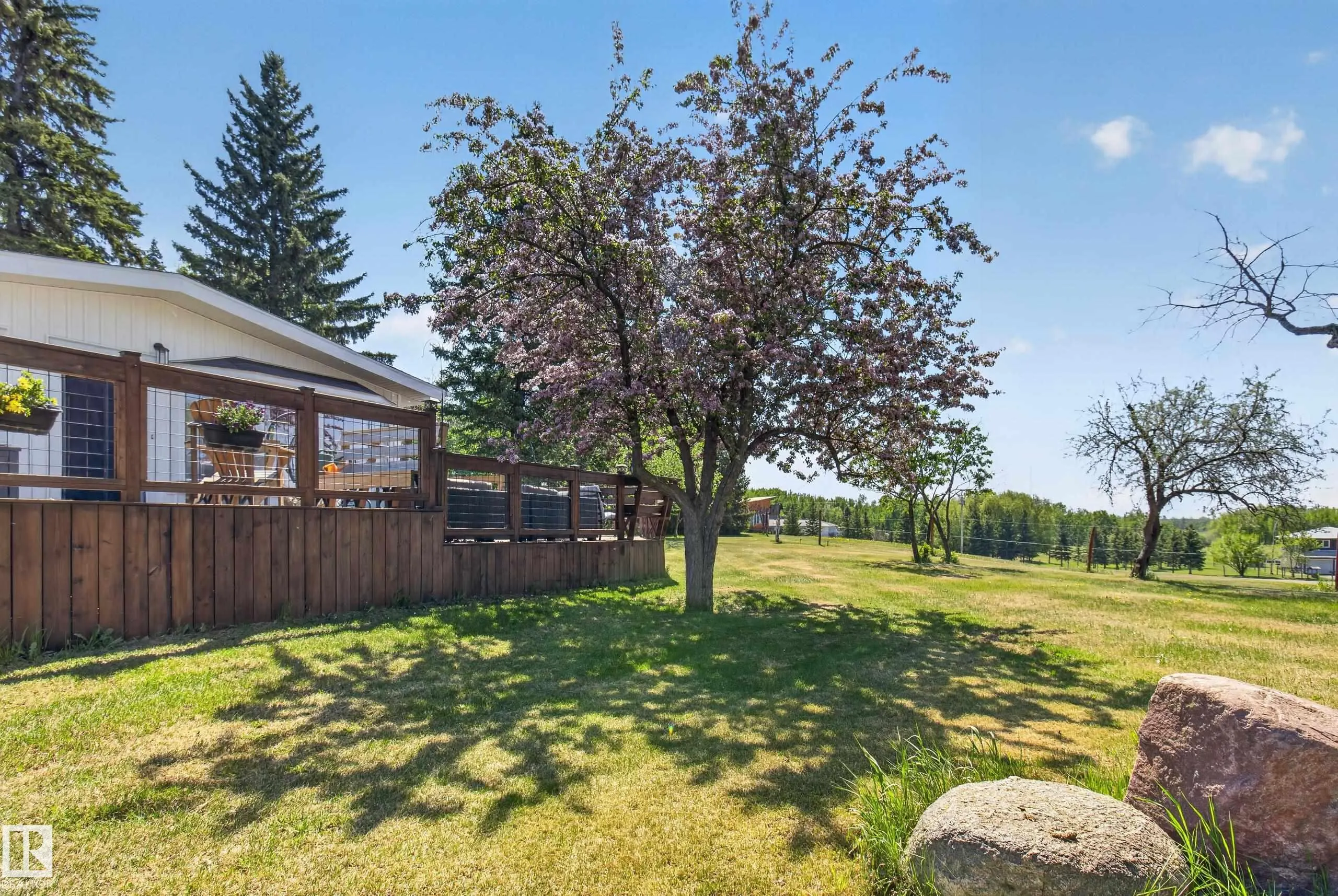 14 51149 RGE ROAD 231