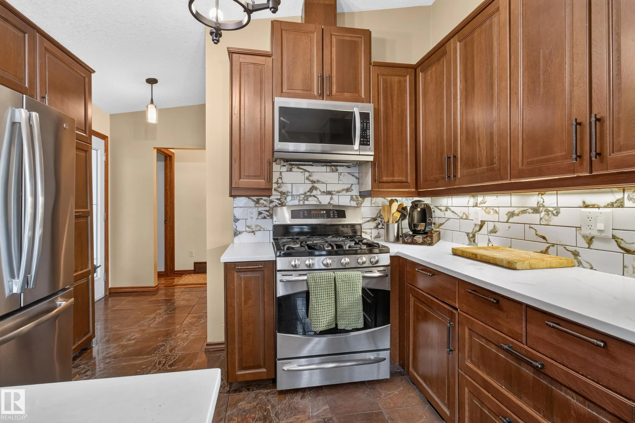 14 51149 RGE ROAD 231