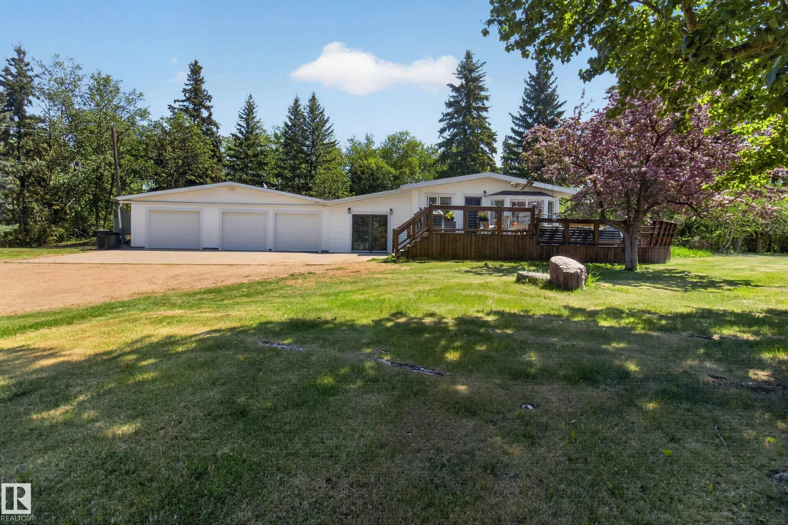 14 51149 RGE ROAD 231