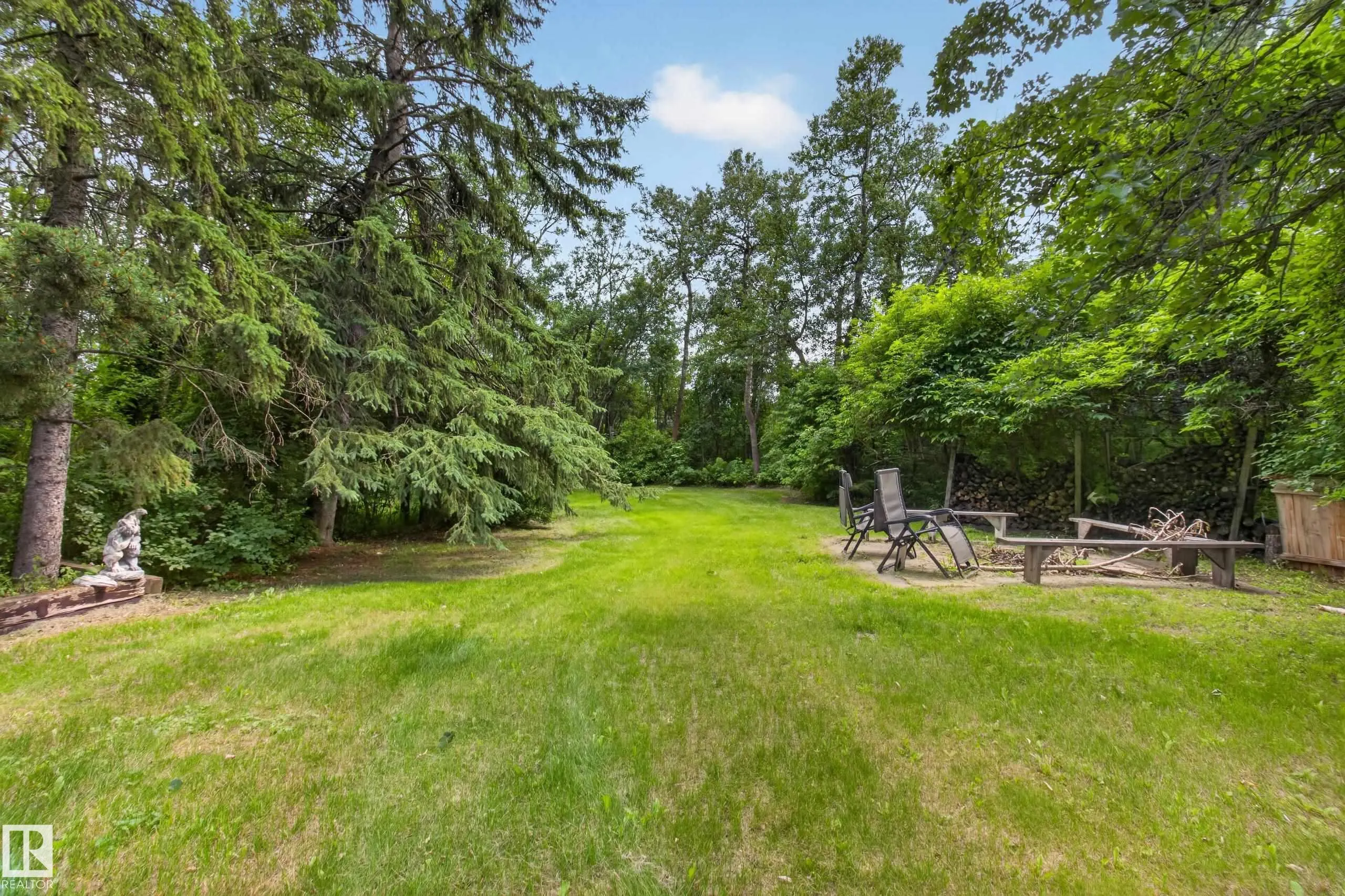 14 51149 RGE ROAD 231