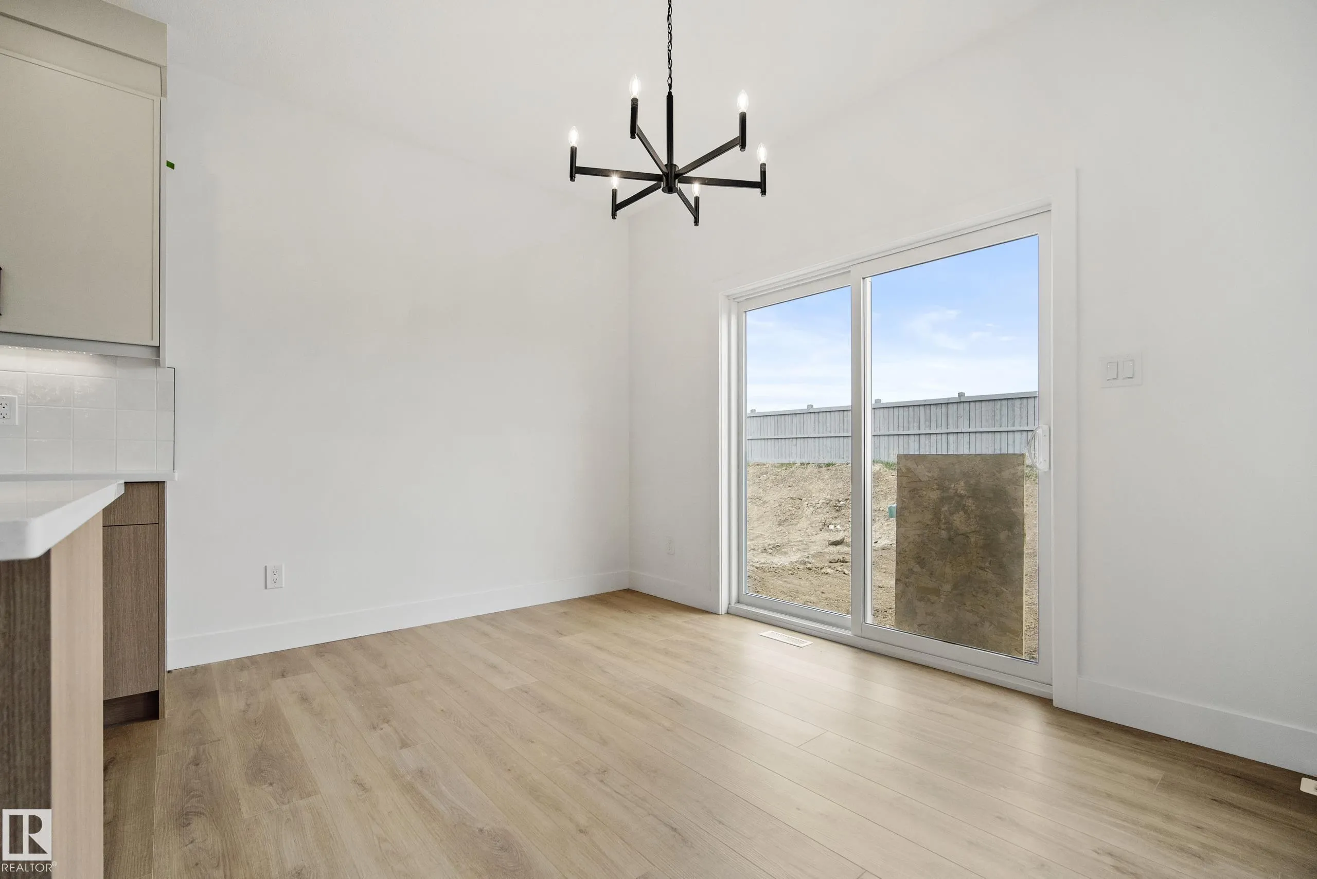 121 Caledon Crescent