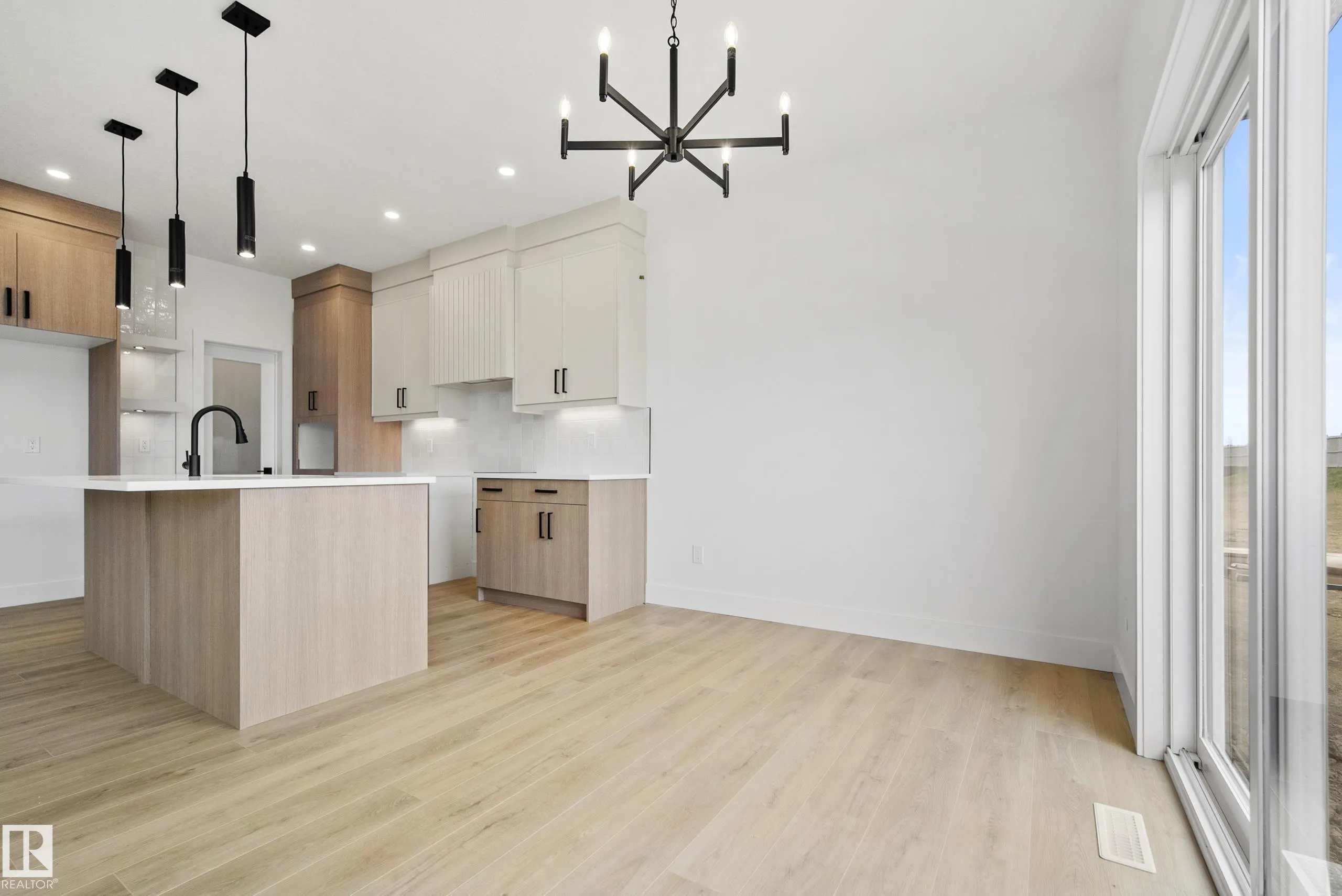 121 Caledon Crescent
