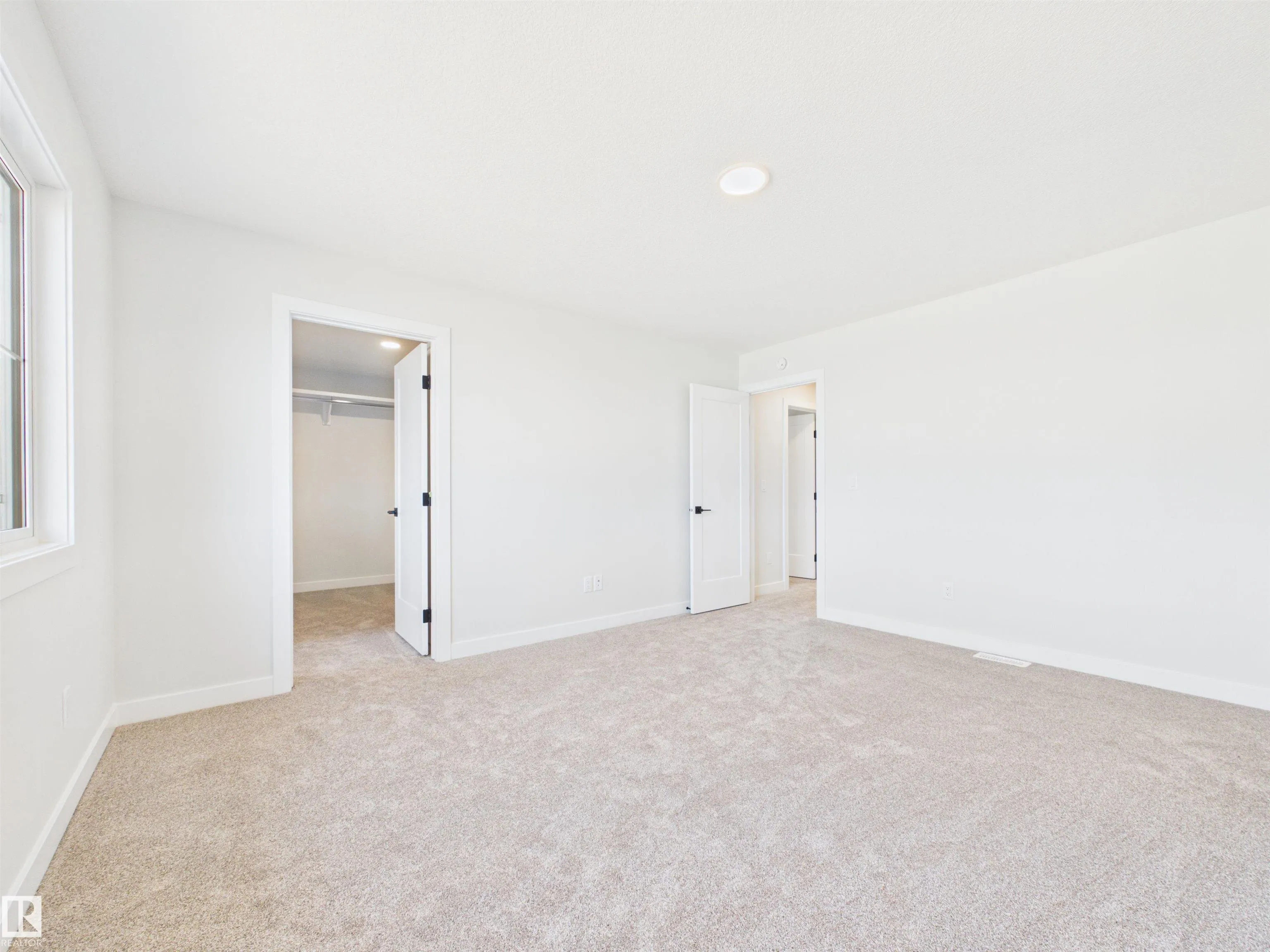 159 CALEDON Crescent