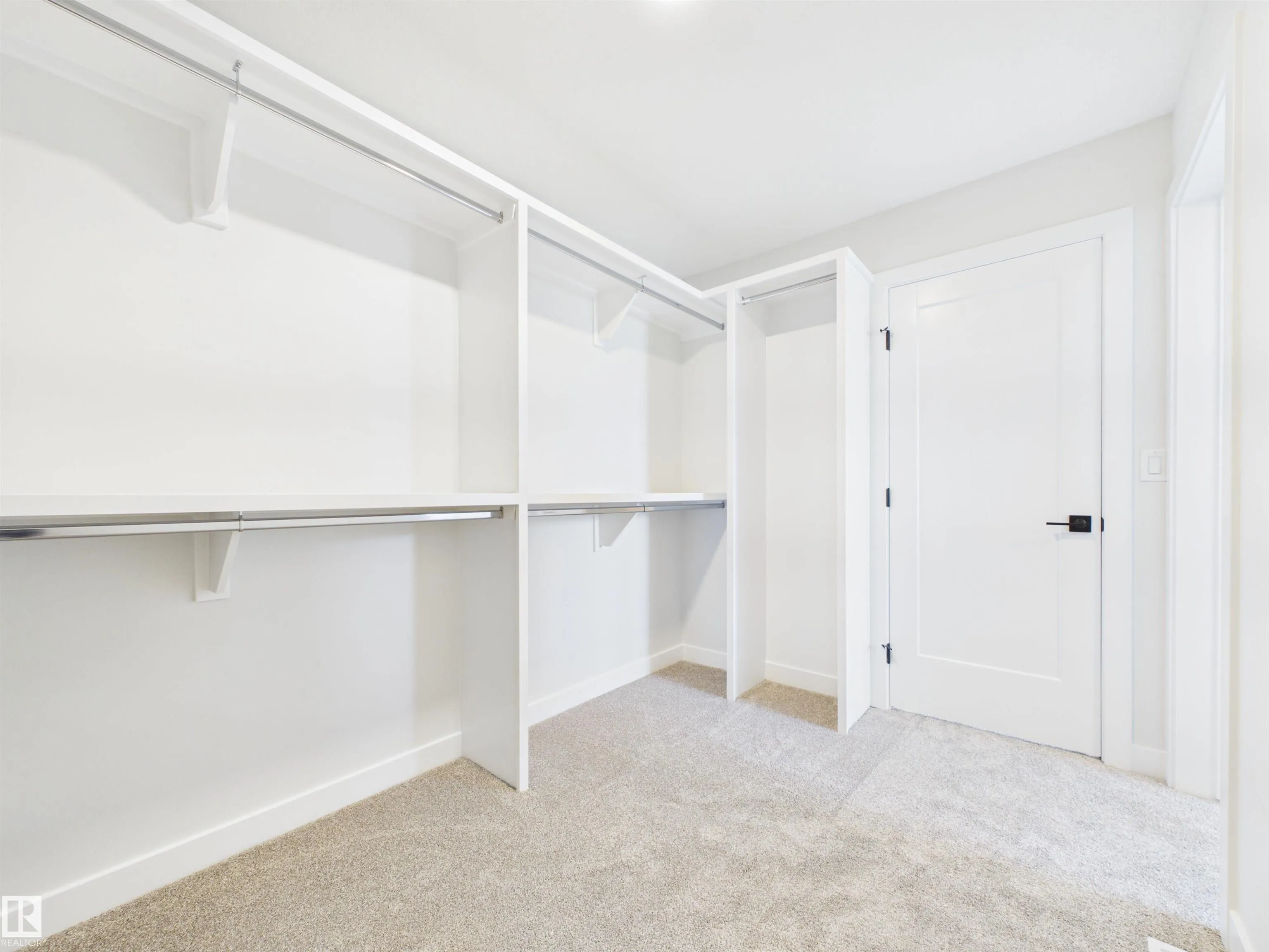 159 CALEDON Crescent