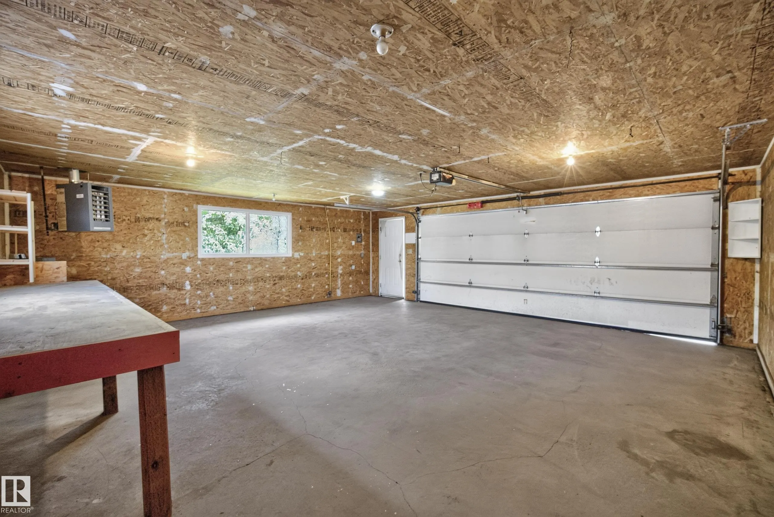25 MILBURN Crescent