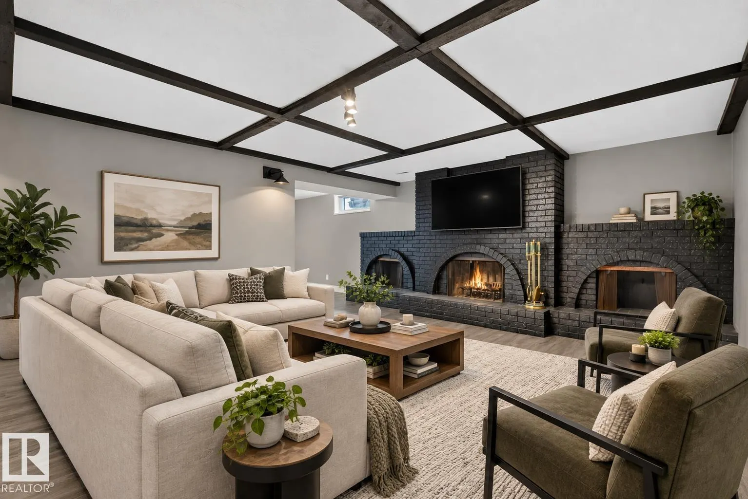 25 MILBURN Crescent