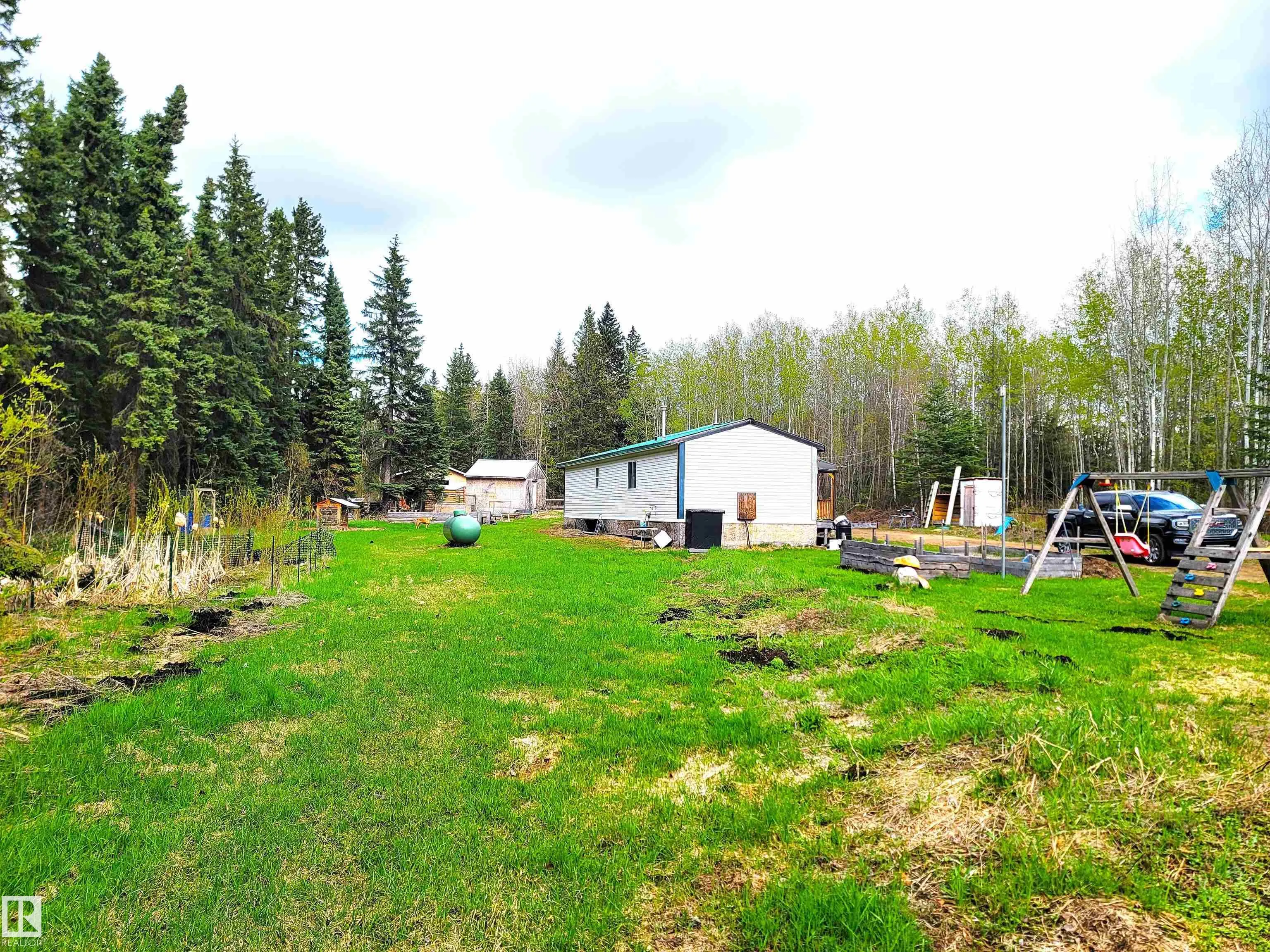 624072 RGE ROAD 241