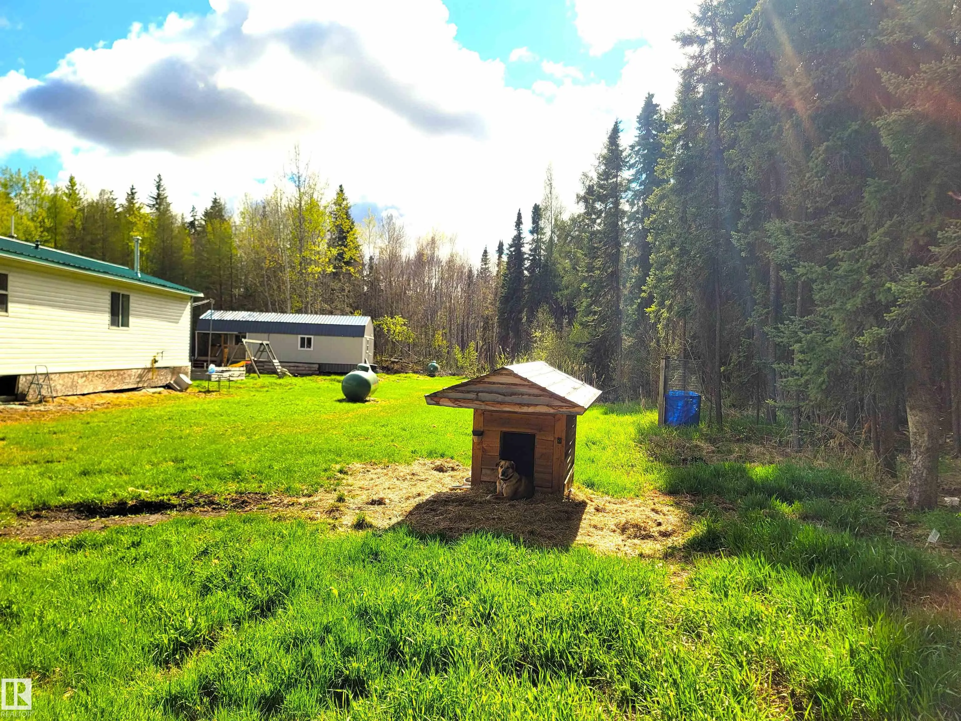624072 RGE ROAD 241