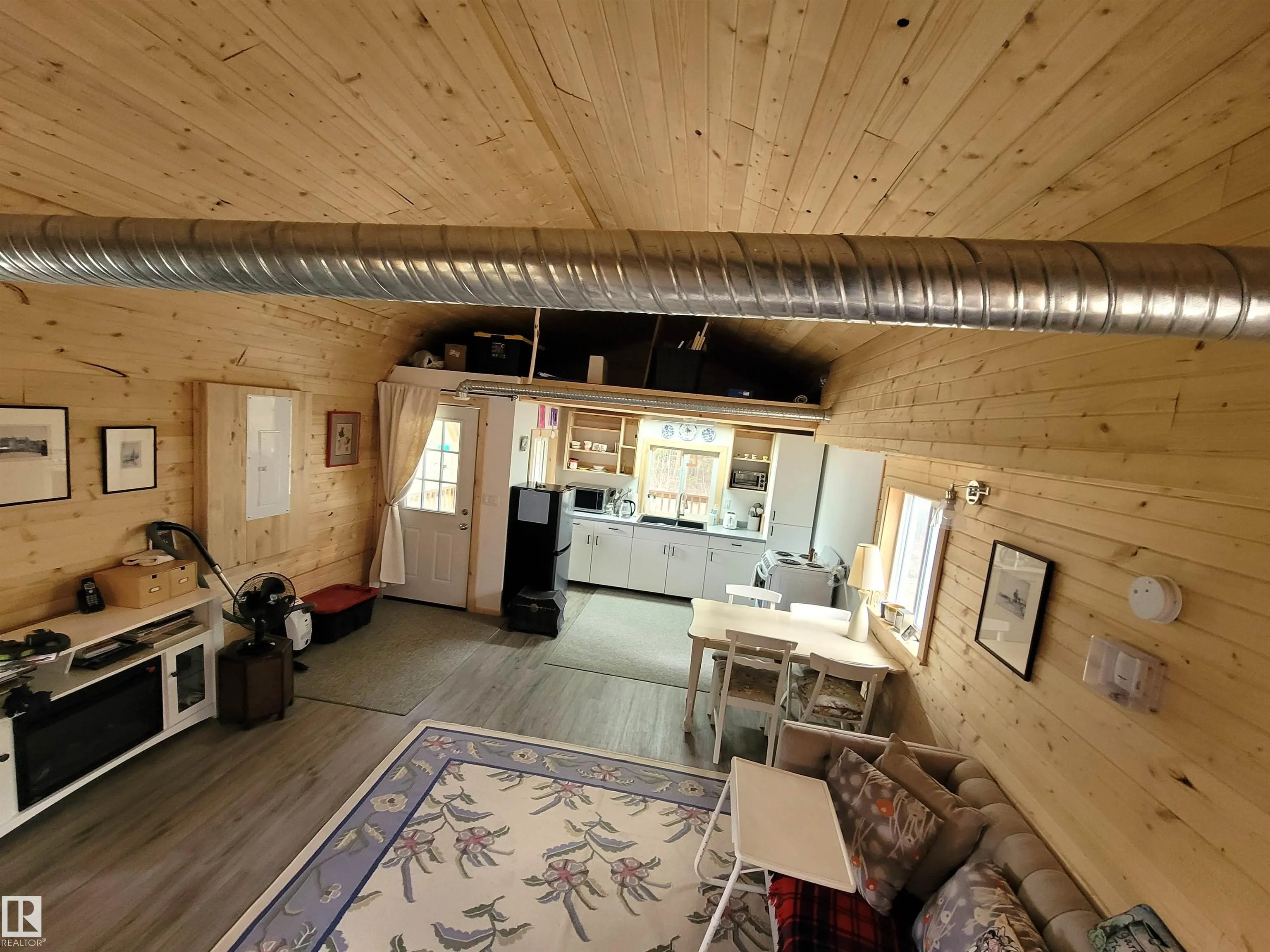 624072 RGE ROAD 241