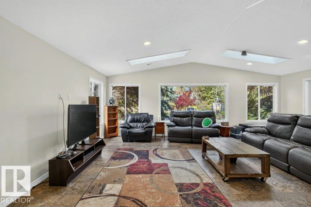 22555 TWP ROAD 530