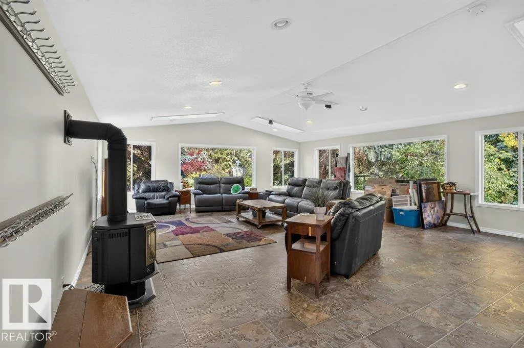 22555 TWP ROAD 530