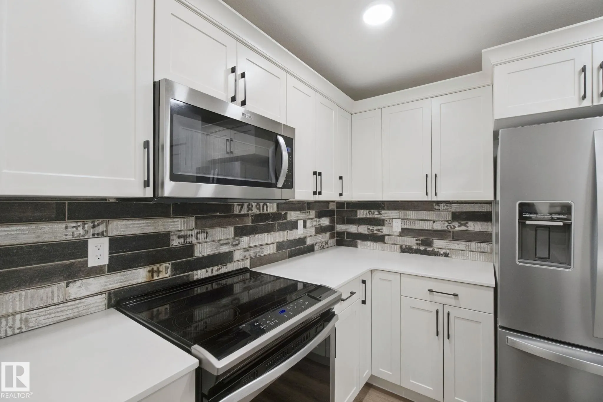 1024 BERG Place