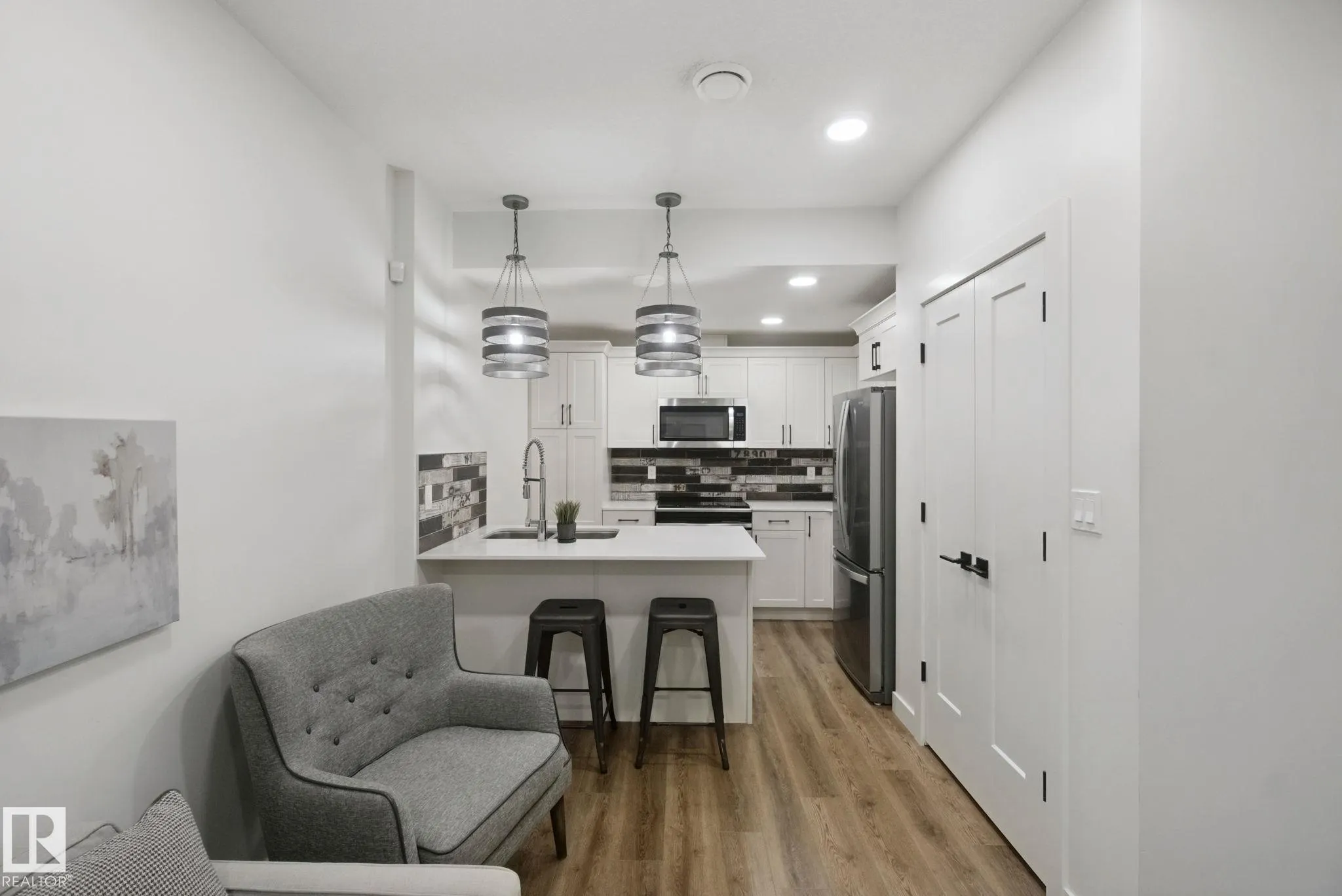 1024 BERG Place