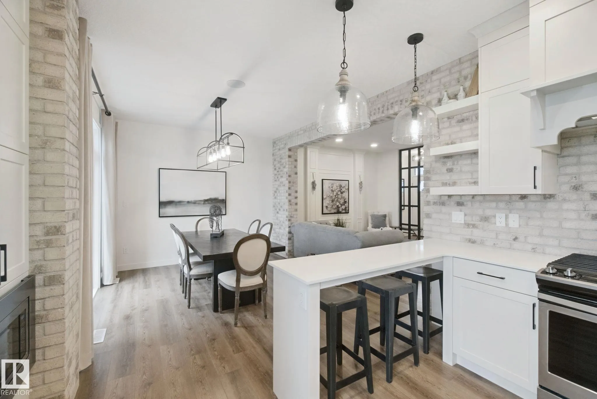 1024 BERG Place