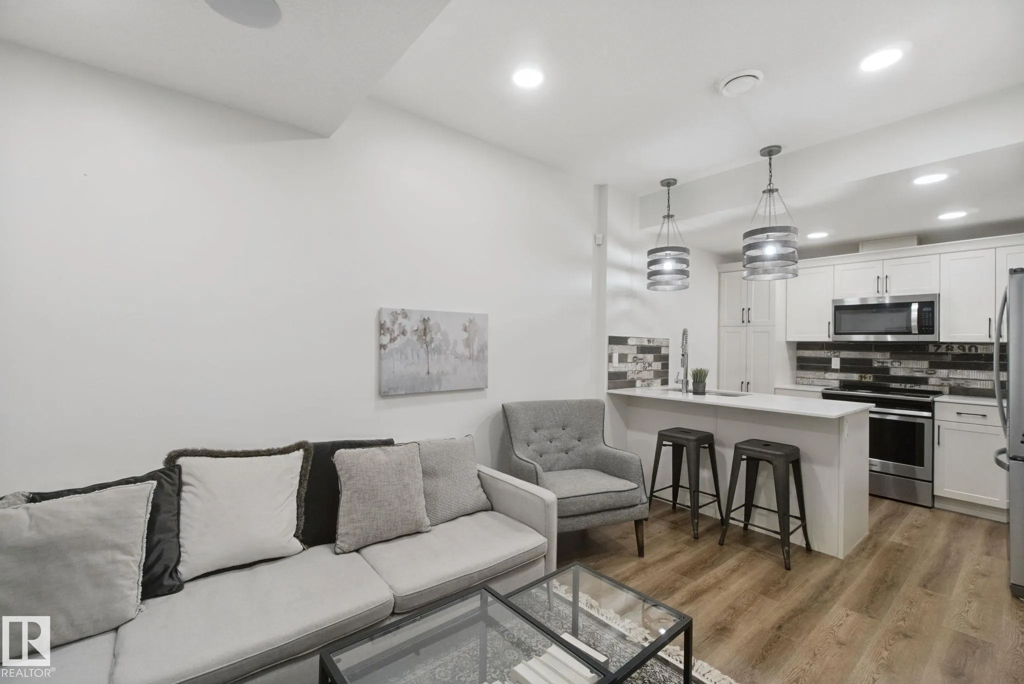 1024 BERG Place