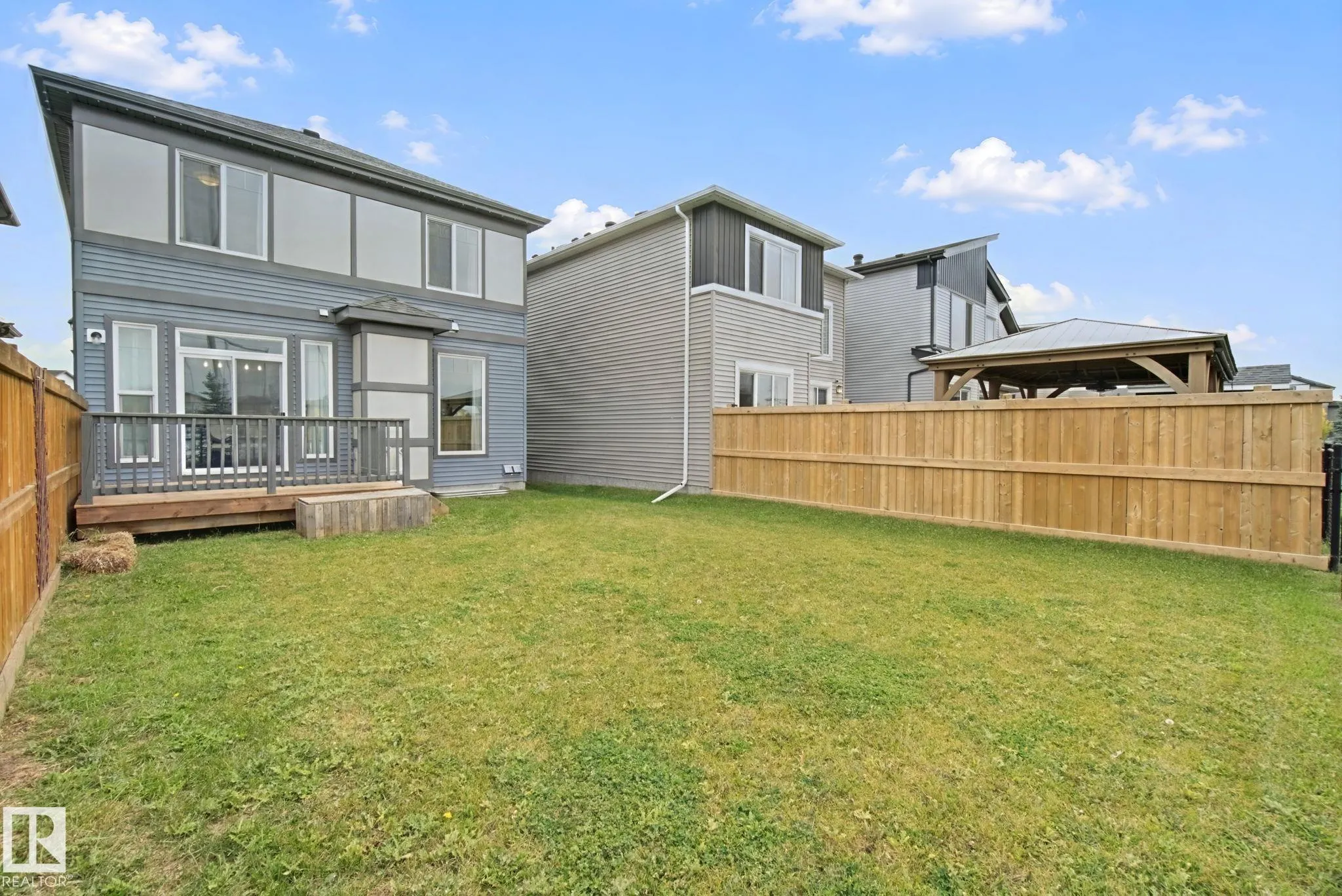 1024 BERG Place