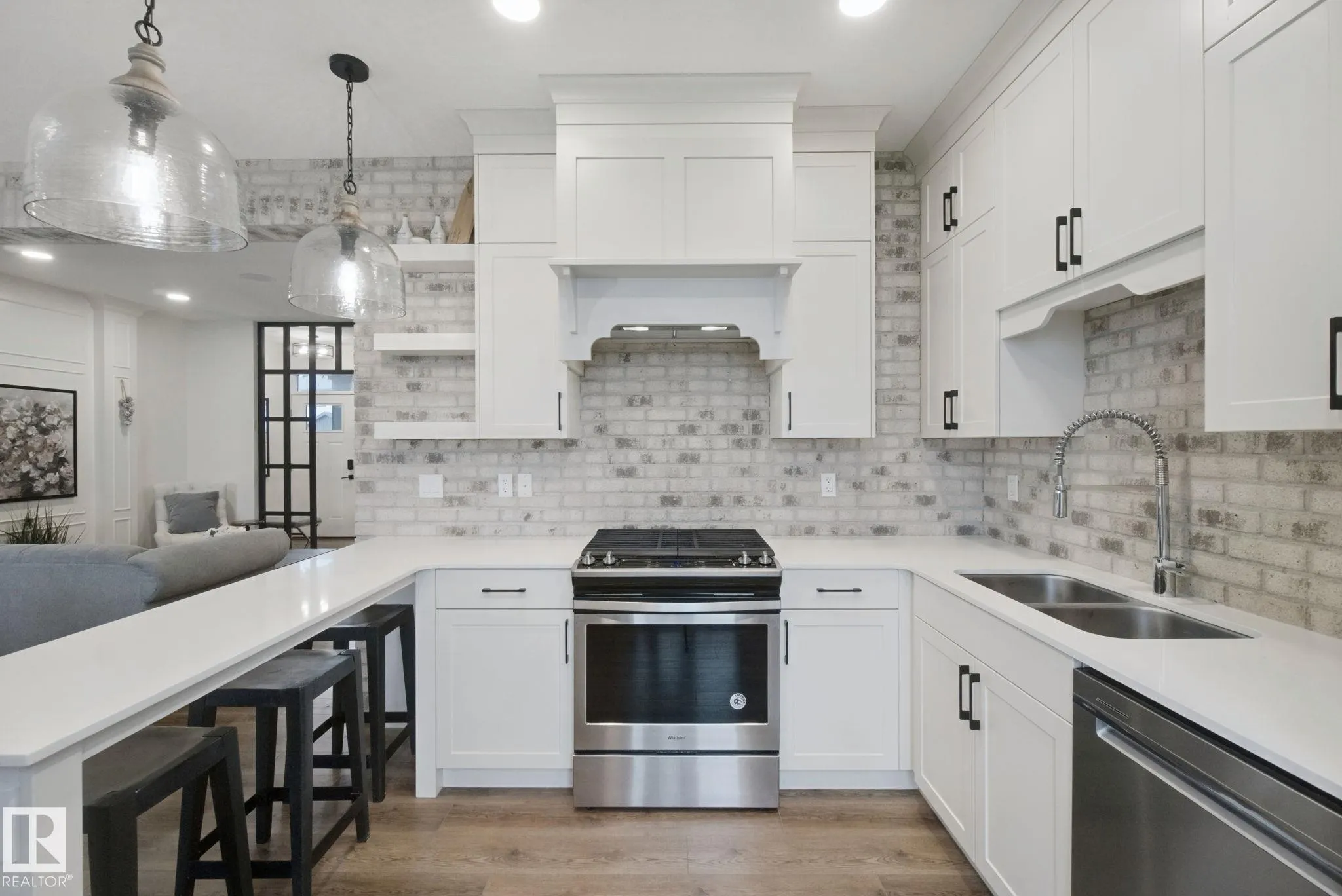 1024 BERG Place