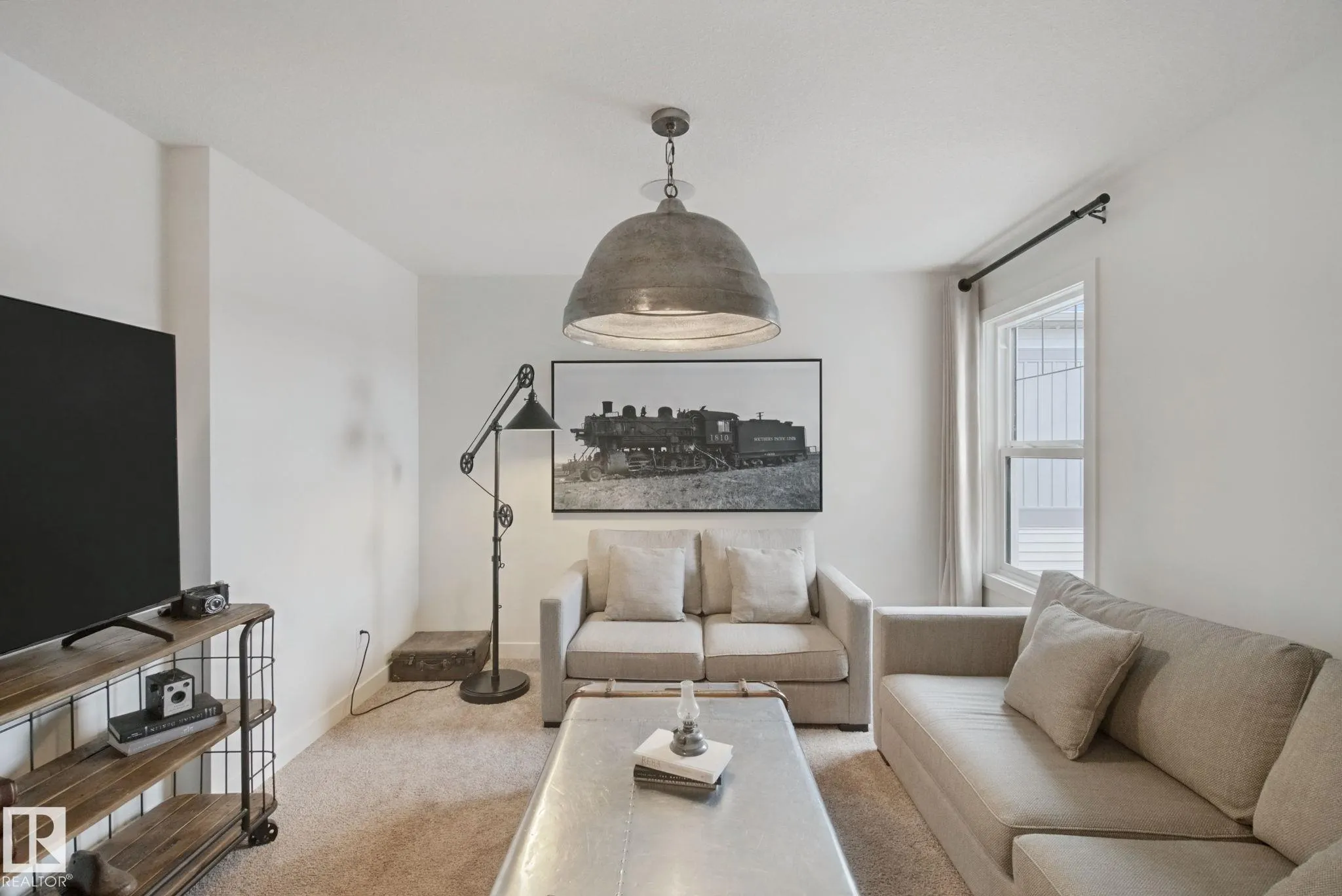 1024 BERG Place