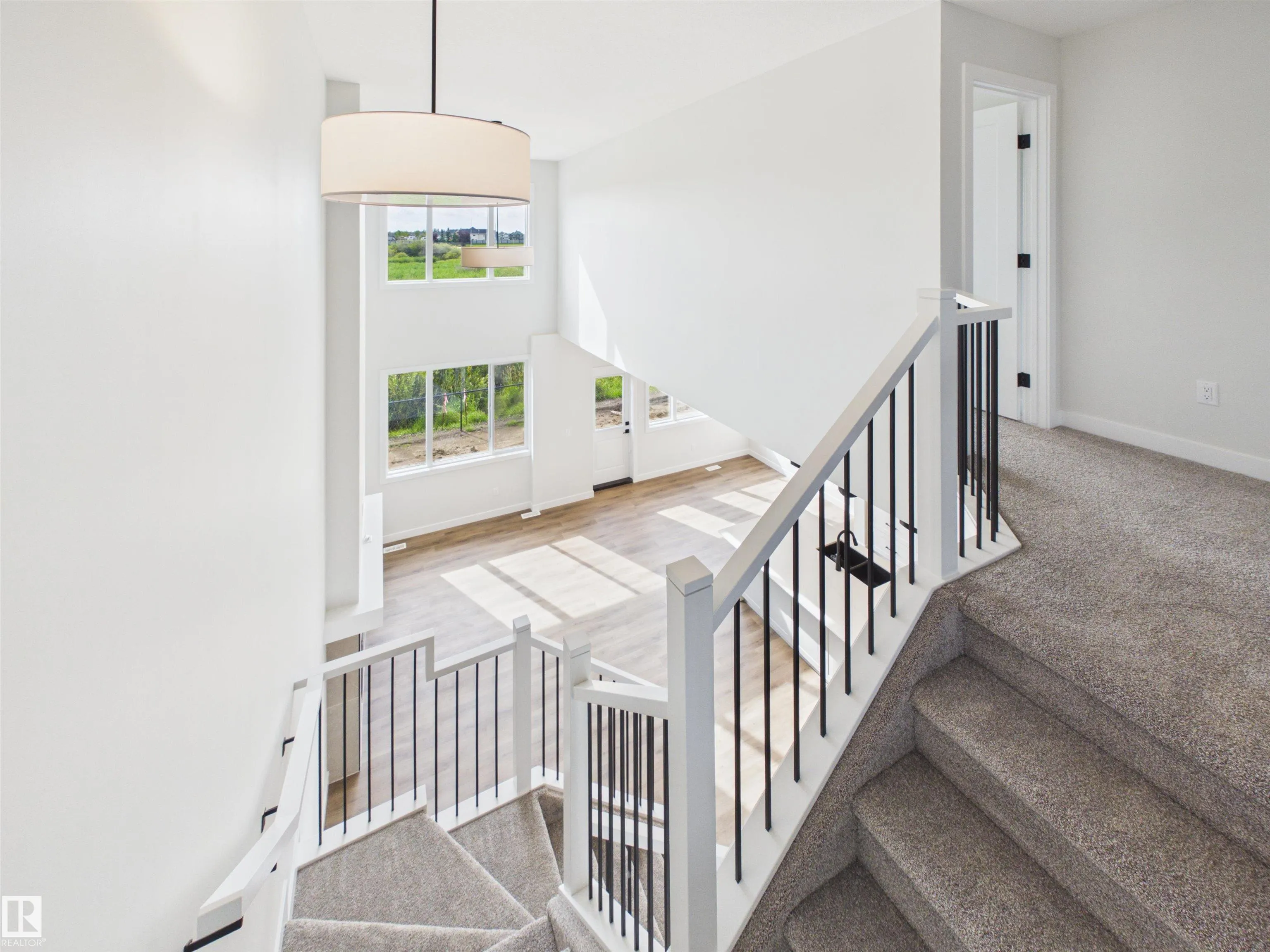 1758 WESTERRA Wynd