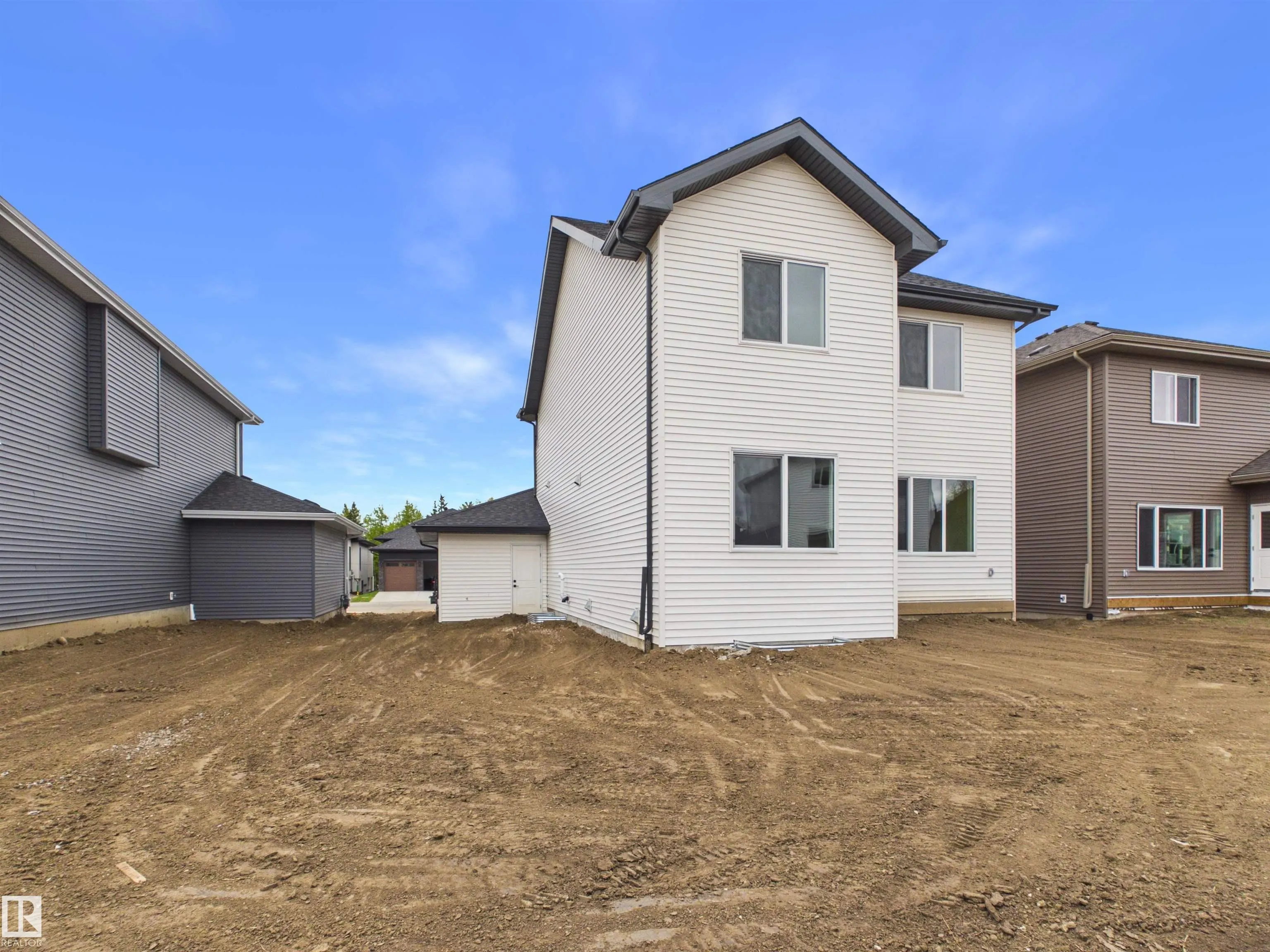 223 RAVINE Drive
