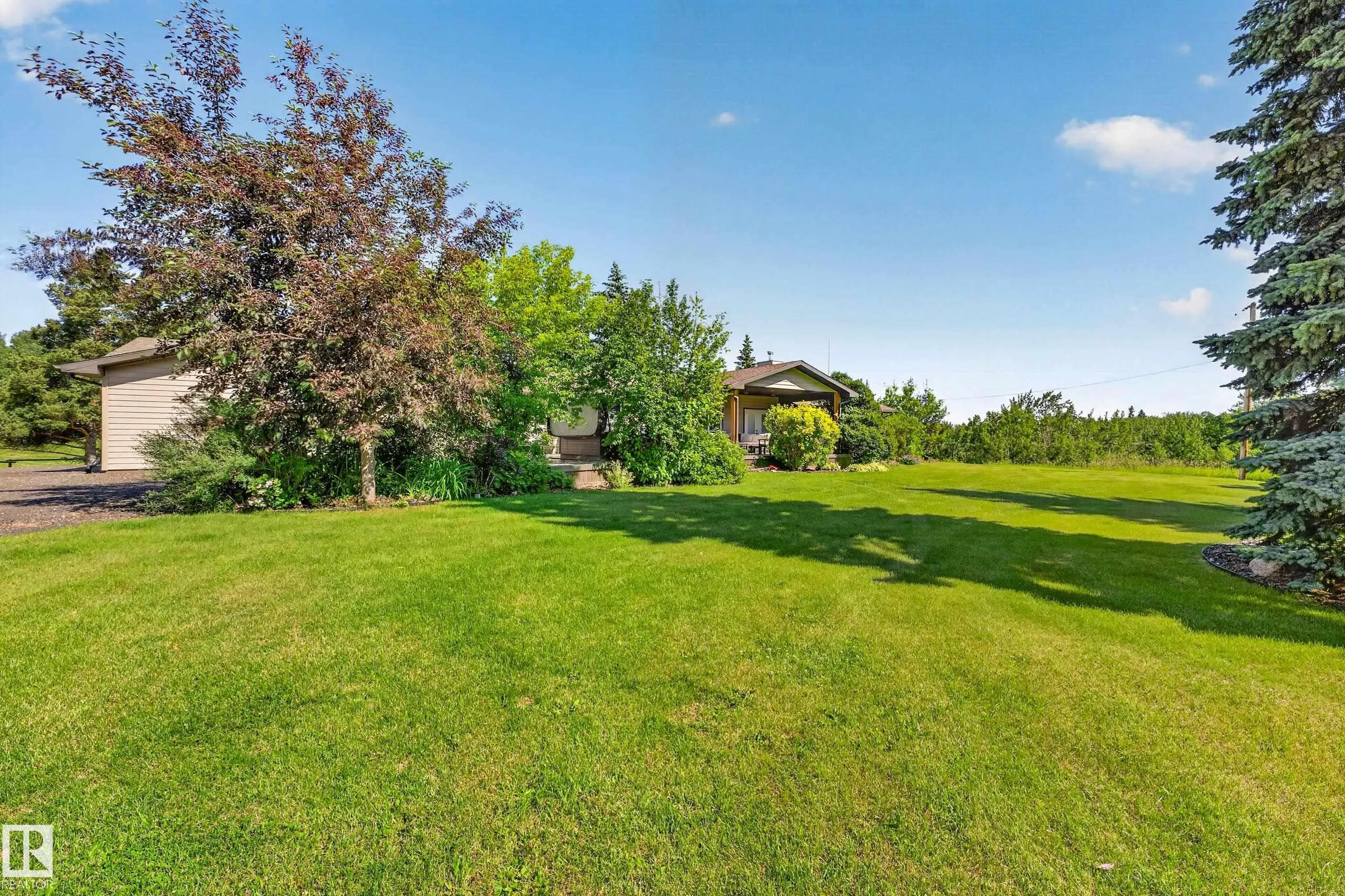 22245 TWP ROAD 512