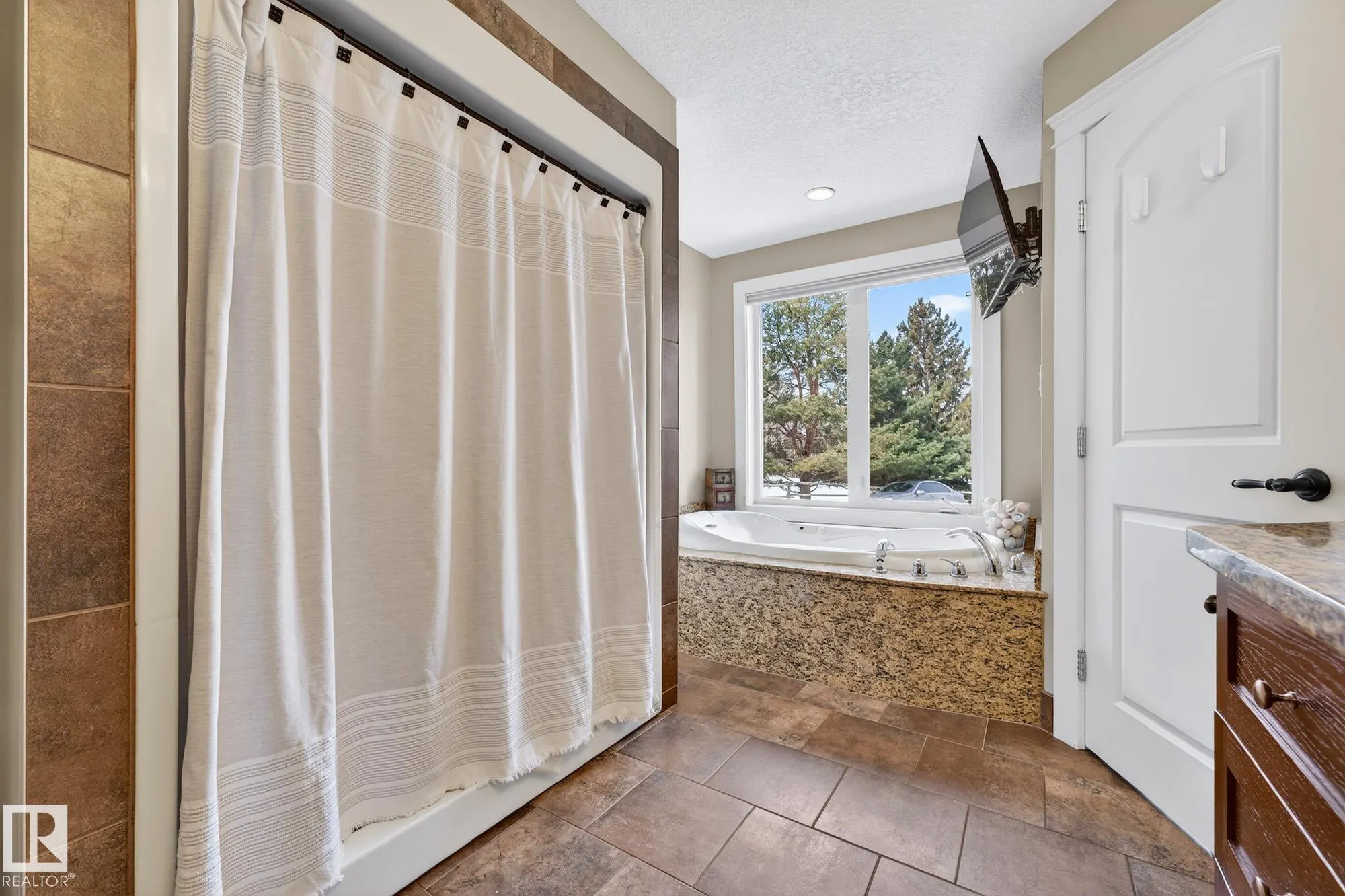 22245 TWP ROAD 512