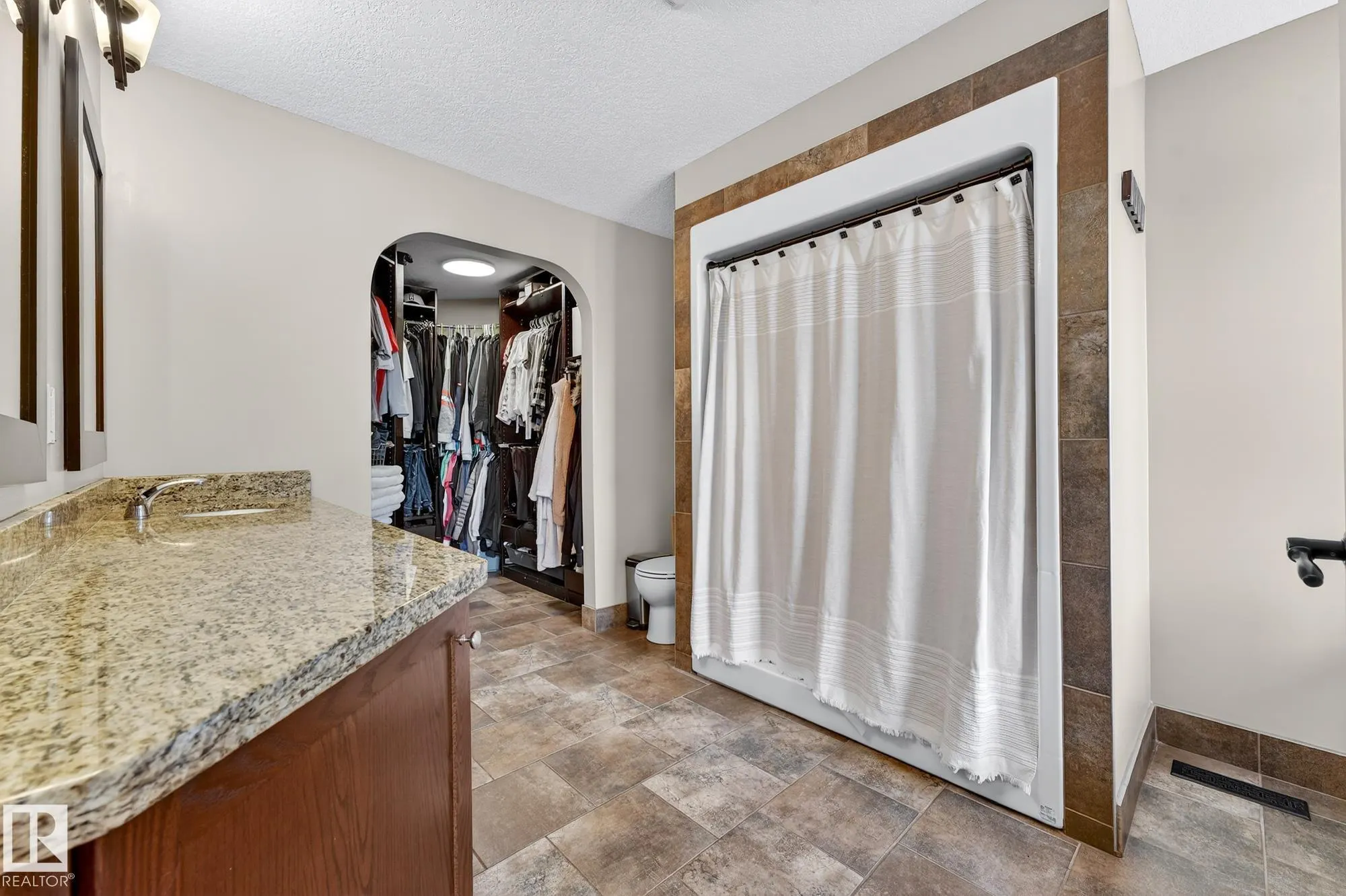 22245 TWP ROAD 512