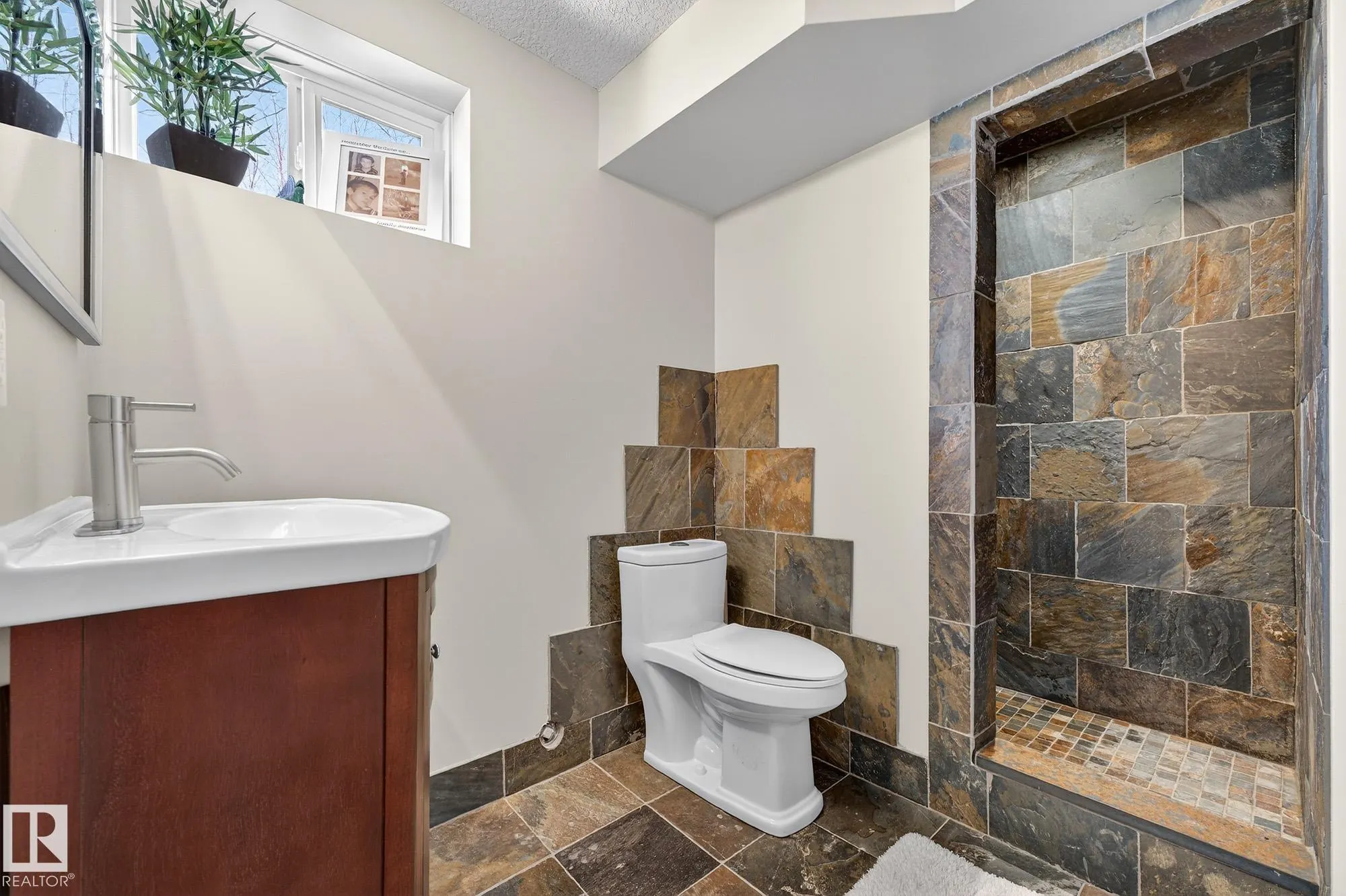 22245 TWP ROAD 512
