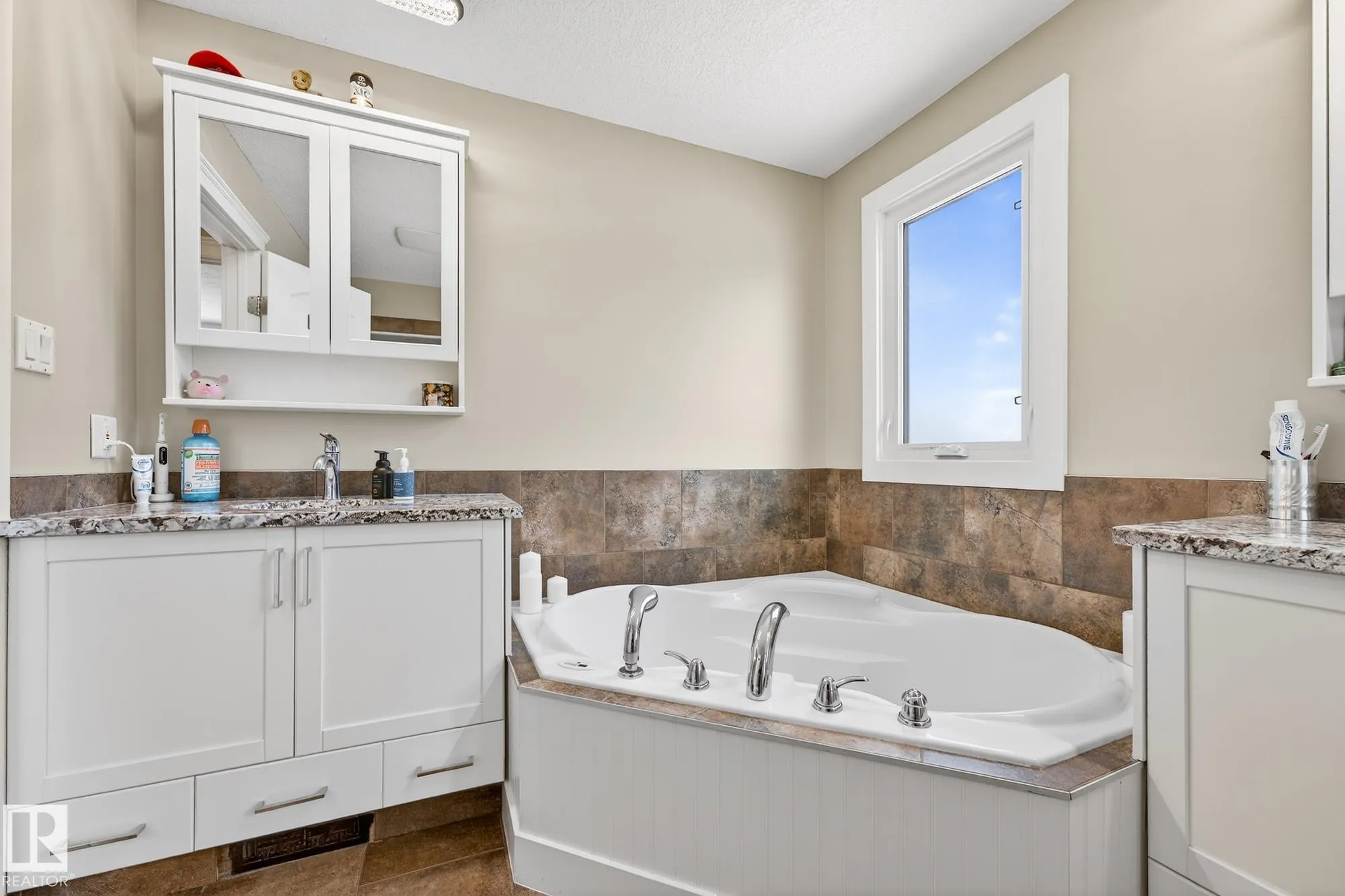 22245 TWP ROAD 512