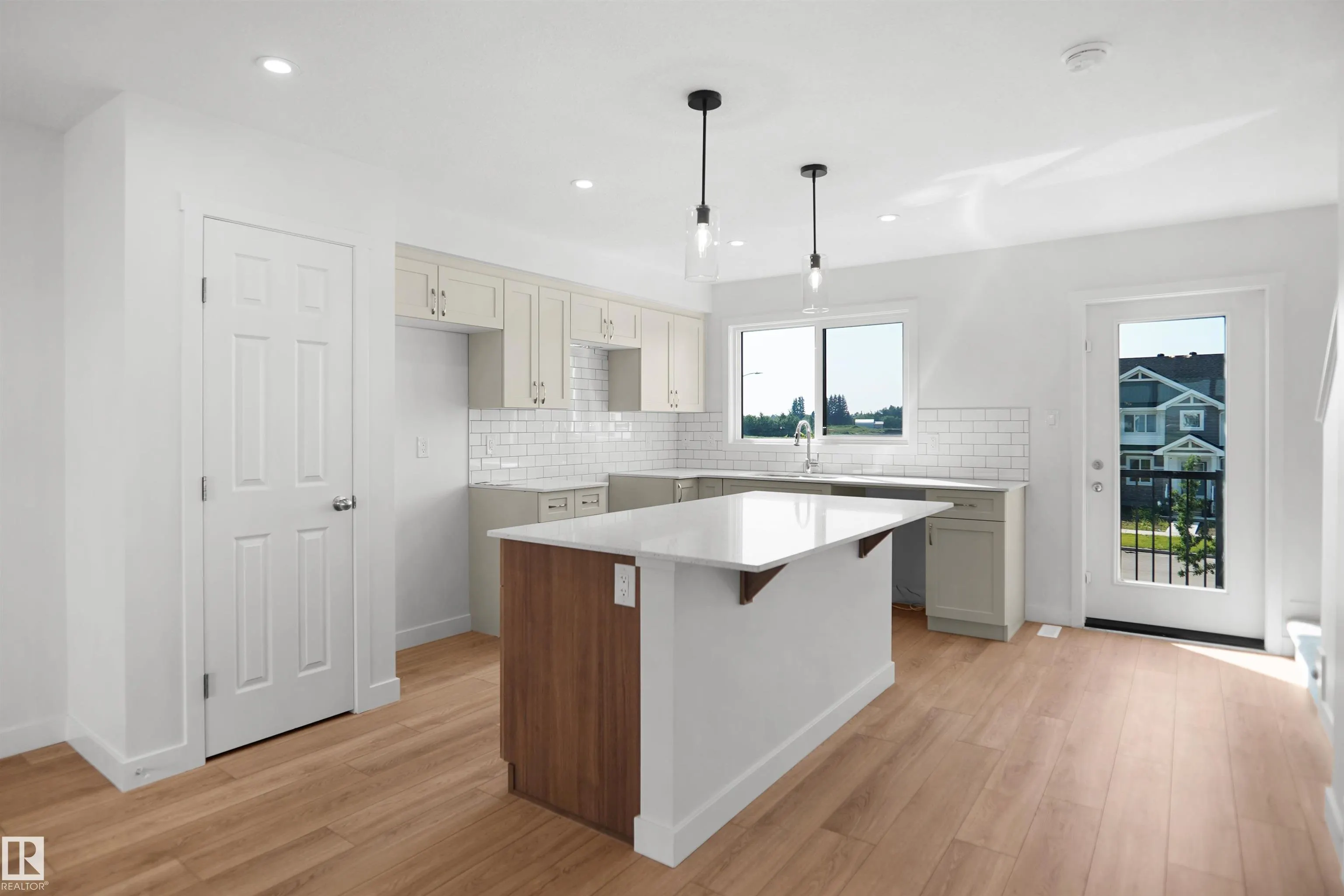 128 COPPERHAVEN Drive
