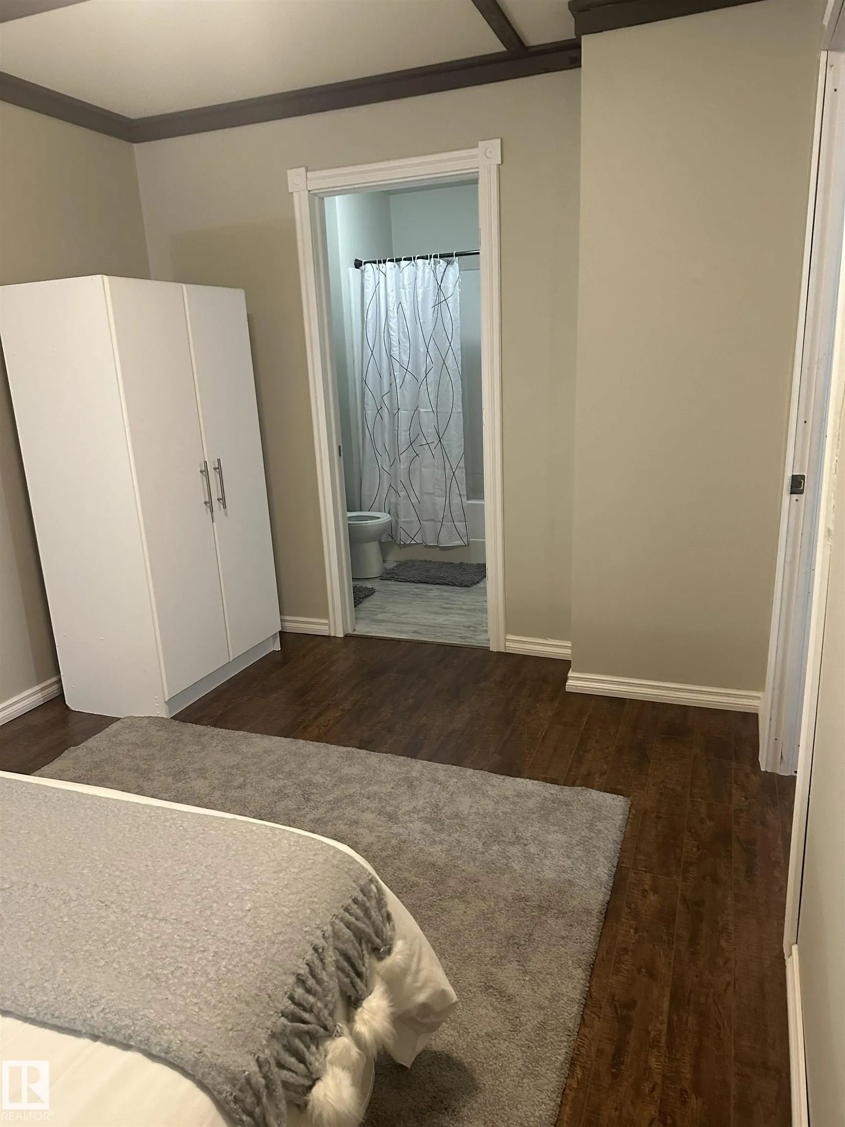 35 HUDSON Cove