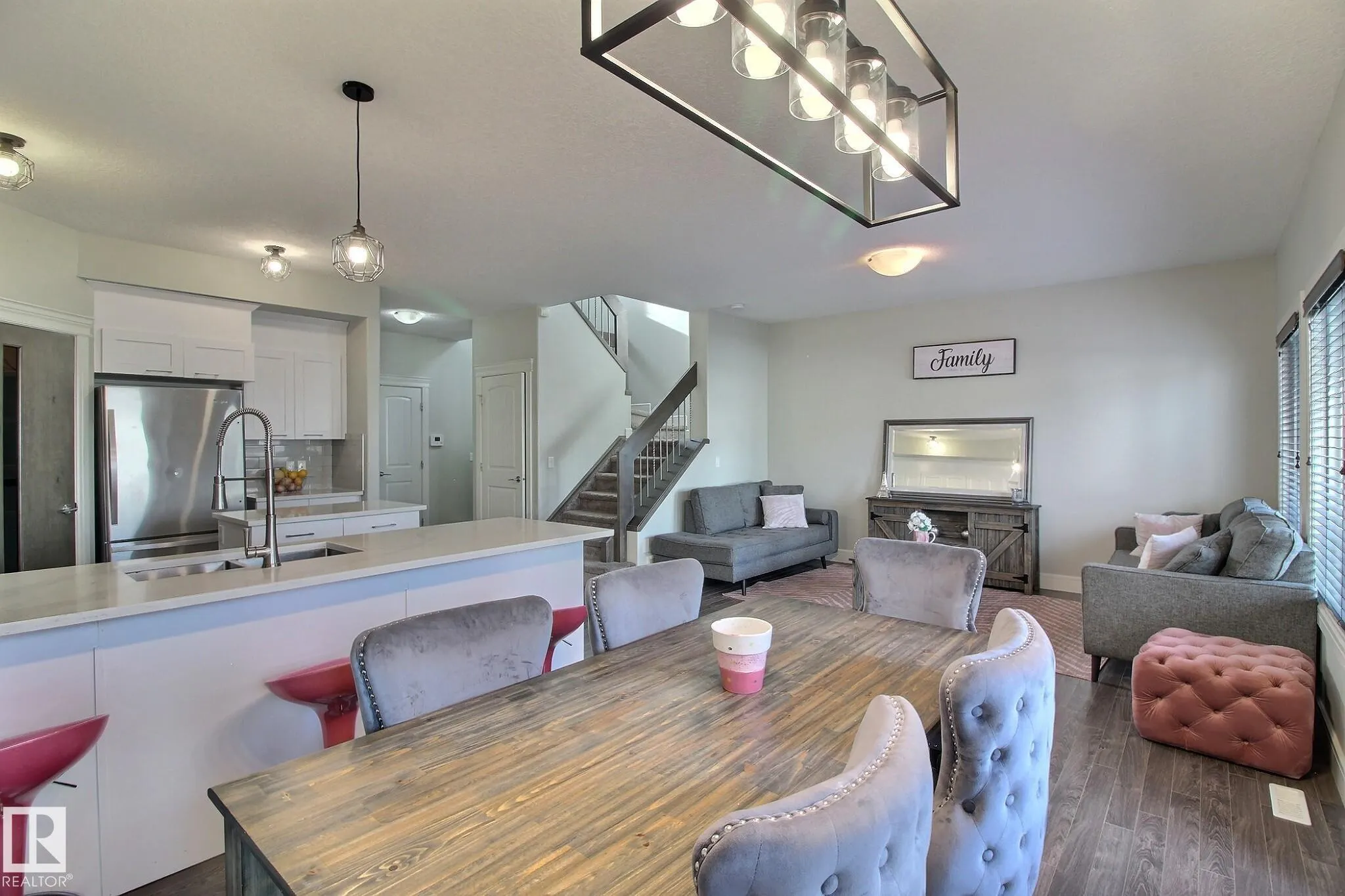 35 HUDSON Cove