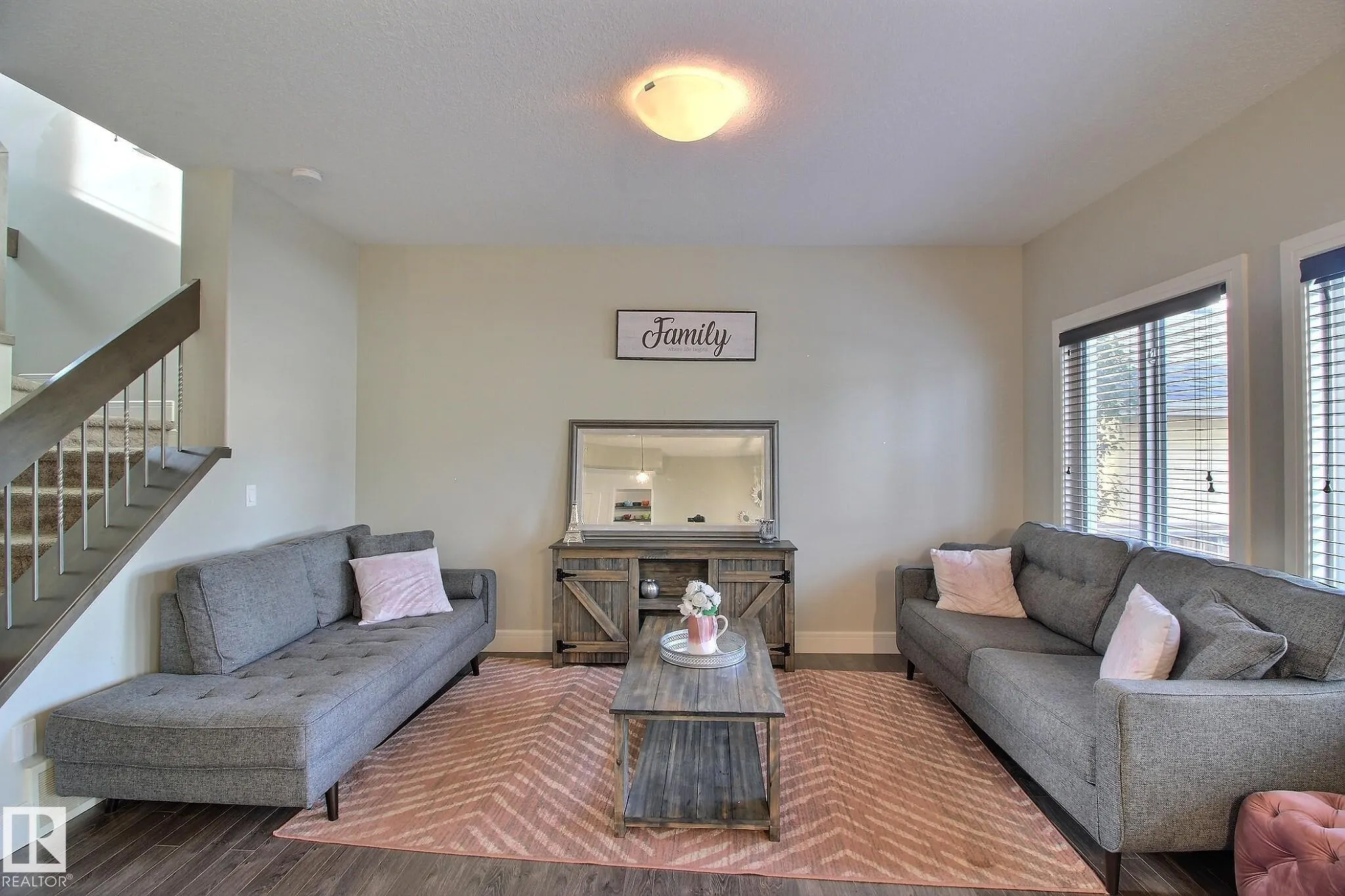 35 HUDSON Cove