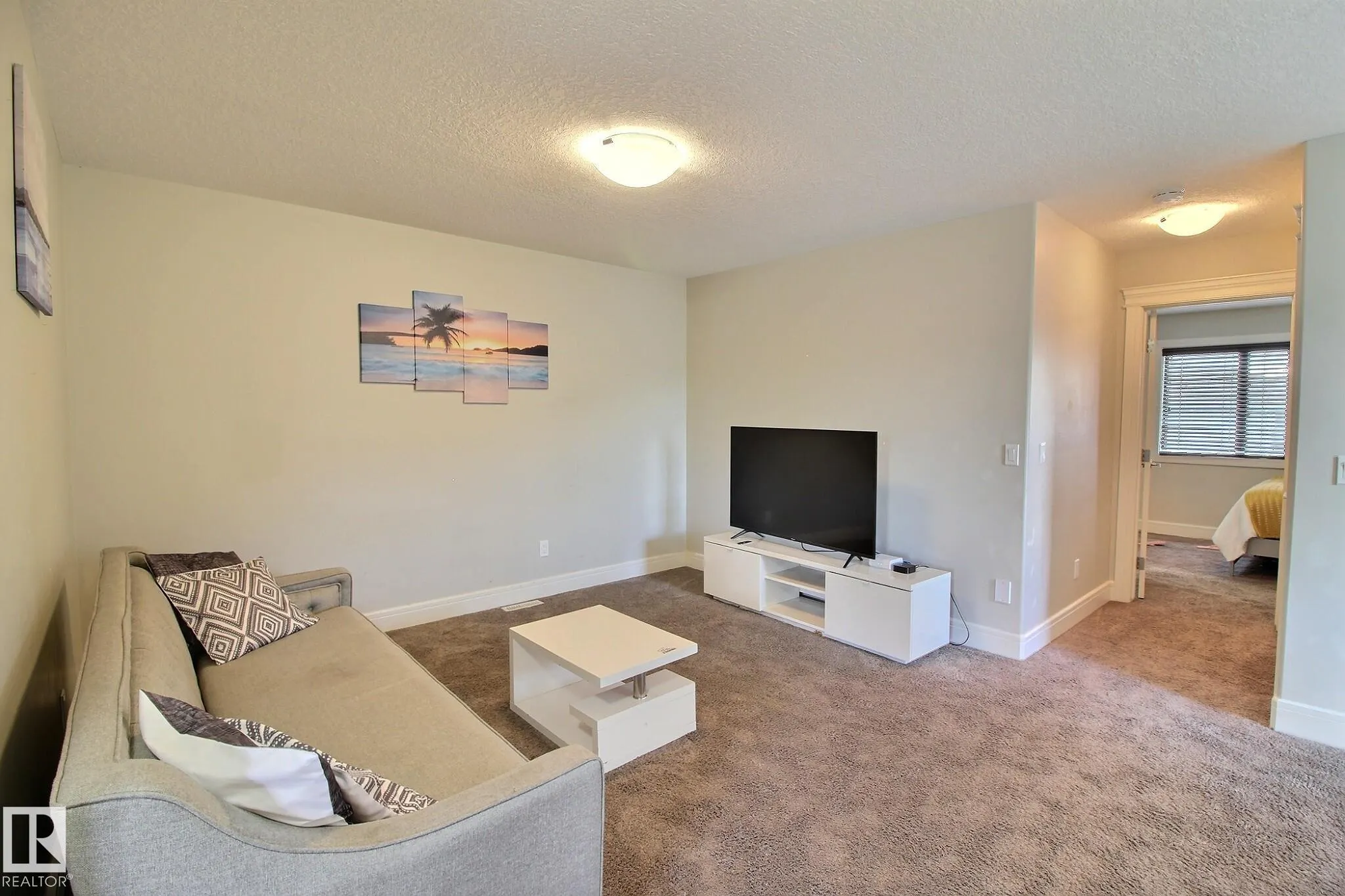 35 HUDSON Cove