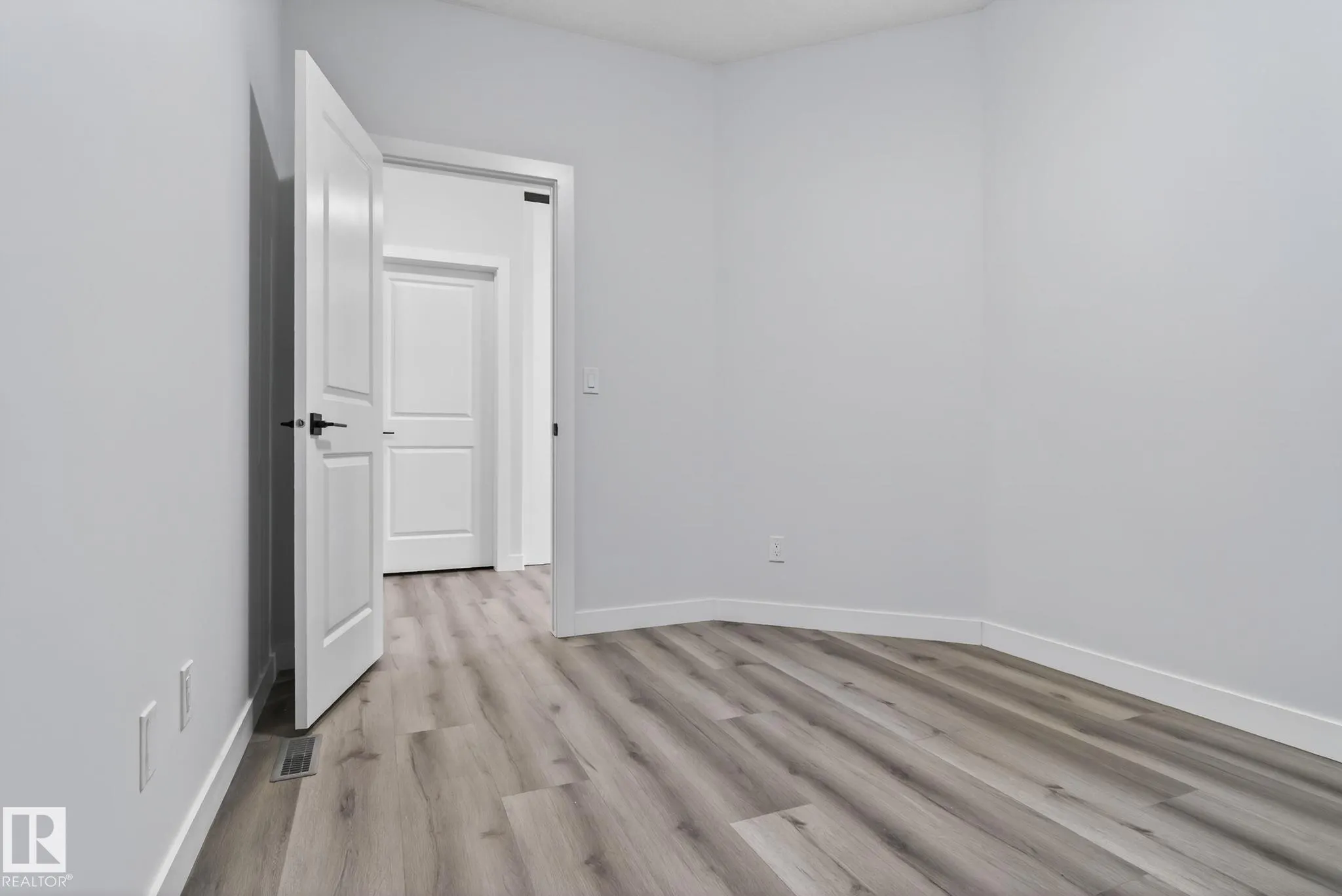 20 HAZELWOOD Lane