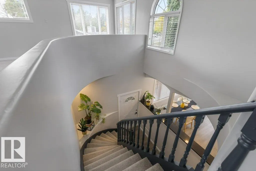 67 ARLINGTON Drive