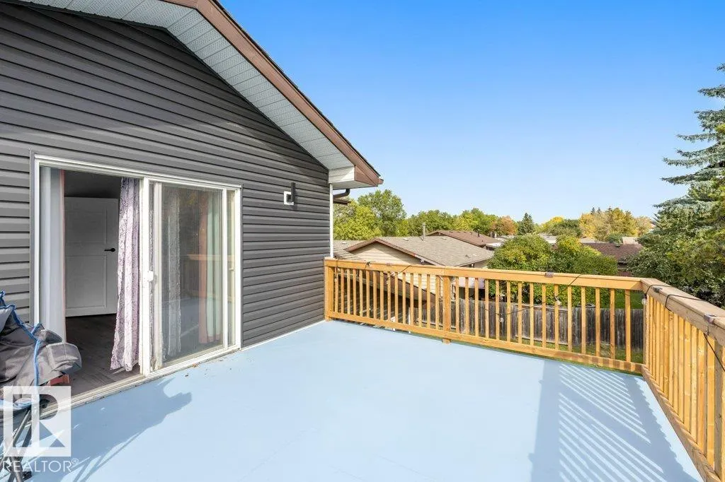 67 ARLINGTON Drive