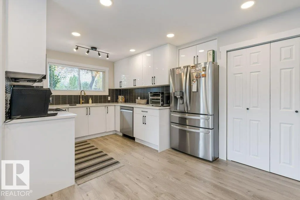 67 ARLINGTON Drive