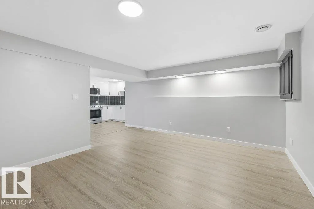 67 ARLINGTON Drive