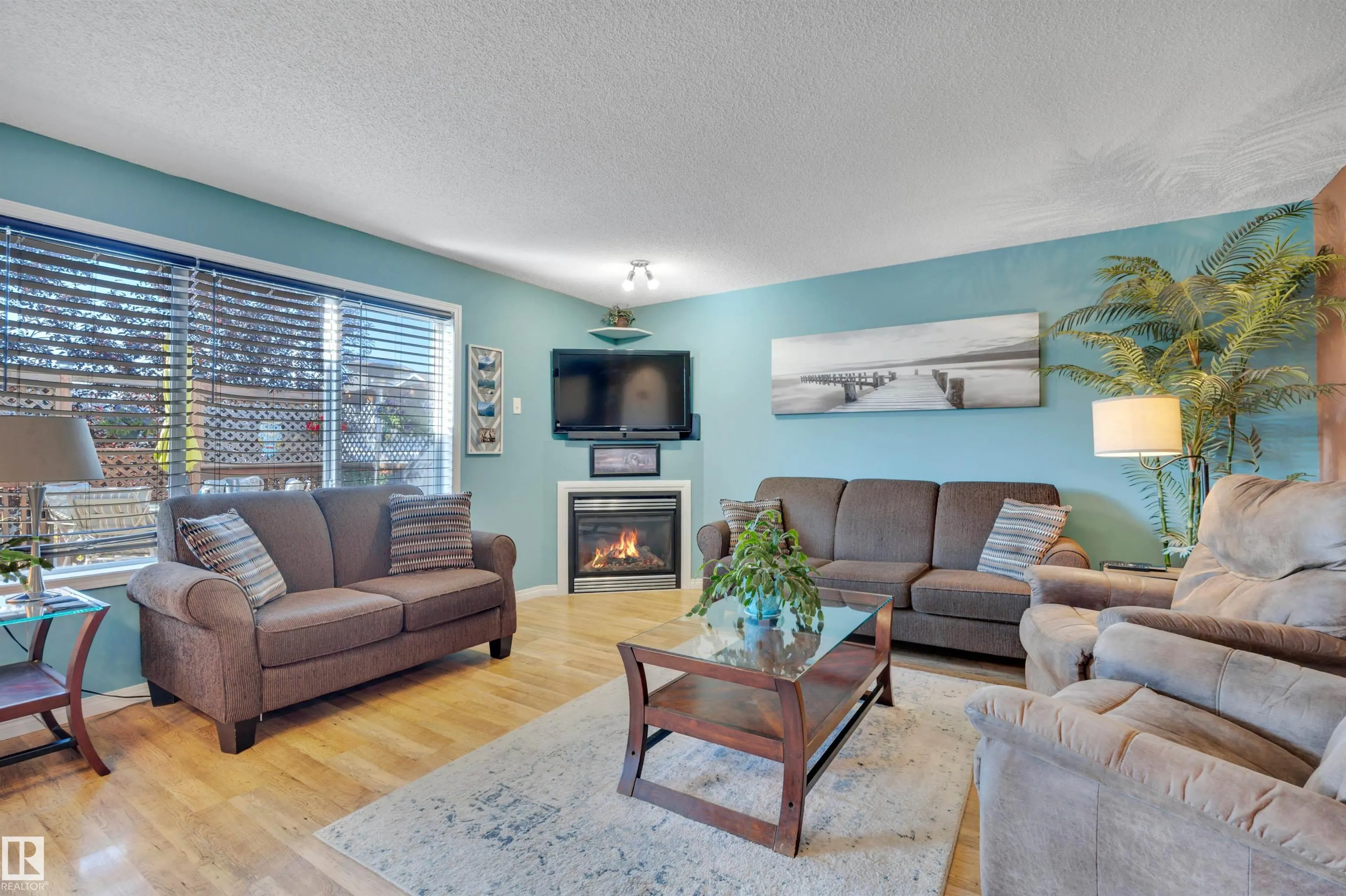 141 ACACIA Circle